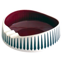 Hornsea Pottery by John Clappison Catchall in White, Black and Burgundy, 1950s