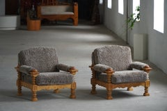 Coppia di poltrone in rovere in stile modernista brutalista danese, Henning Kjærnulf, anni ’60