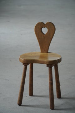 Danish Folk Art Oak Chair with Heart-Shaped Backrest, Early 20th Century, 1920s