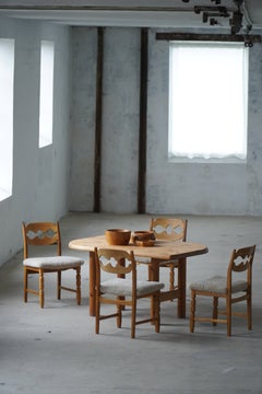 Ensemble de 8 chaises de salle à manger "Razorblade" de Henning Kjærnulf en Oak et Lambswool, 1960s
