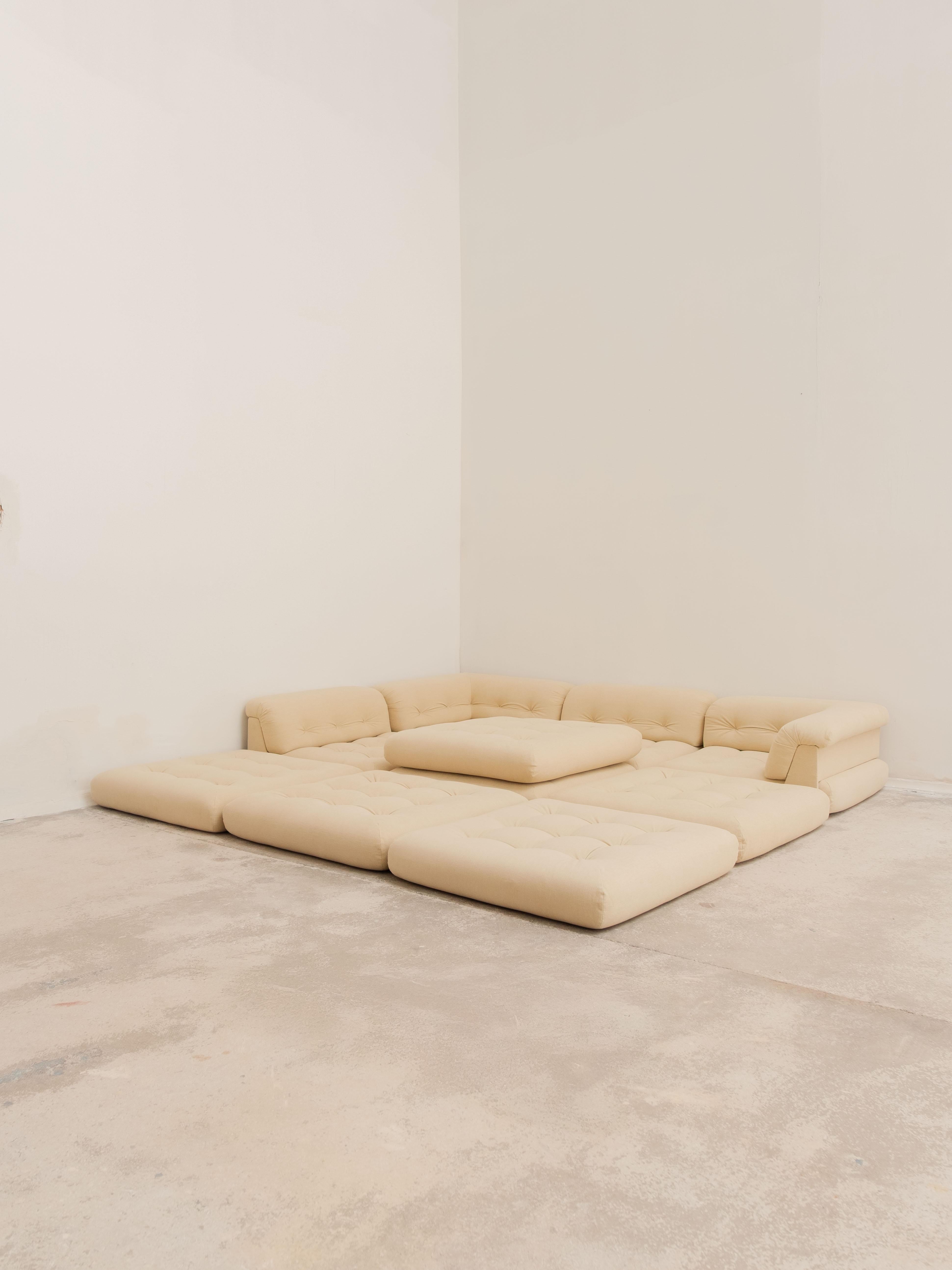 Fine XX secolo Divano Mah Jong di Hans Hopfer per Roche Bobois, anni '70, Francia in vendita