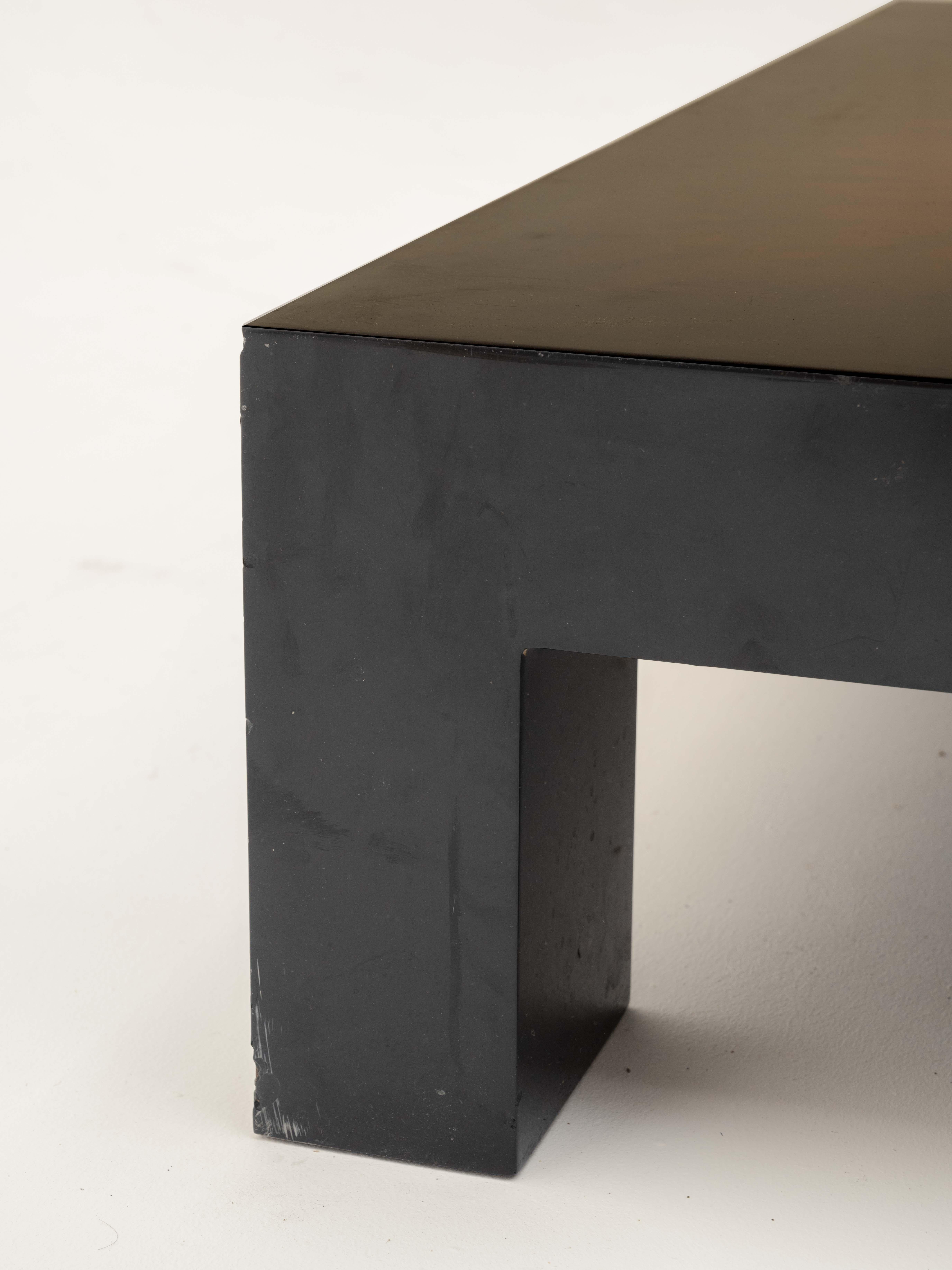 Rectangular coffee table in flame-lacquered wood, 1980's For Sale 10