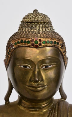 19th Century, Mandalay, Antique Burmese Bronze Seated Buddha