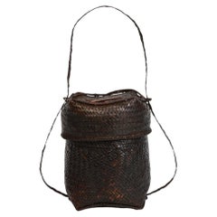 XXe siècle, panier en bambou du Laos avec couvercle