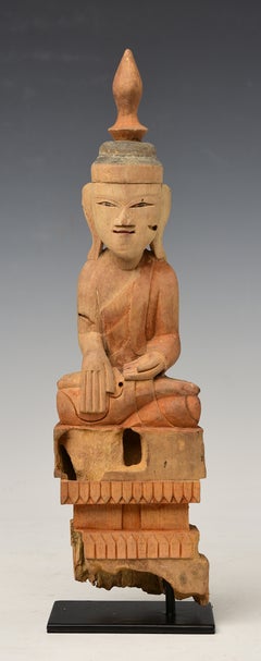 Bouddha assis en bois birman ancien Shan du 18ème siècle