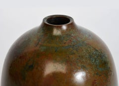 Début du 20e siècle, Showa, Vase en bronze japonais avec signe de l'artiste