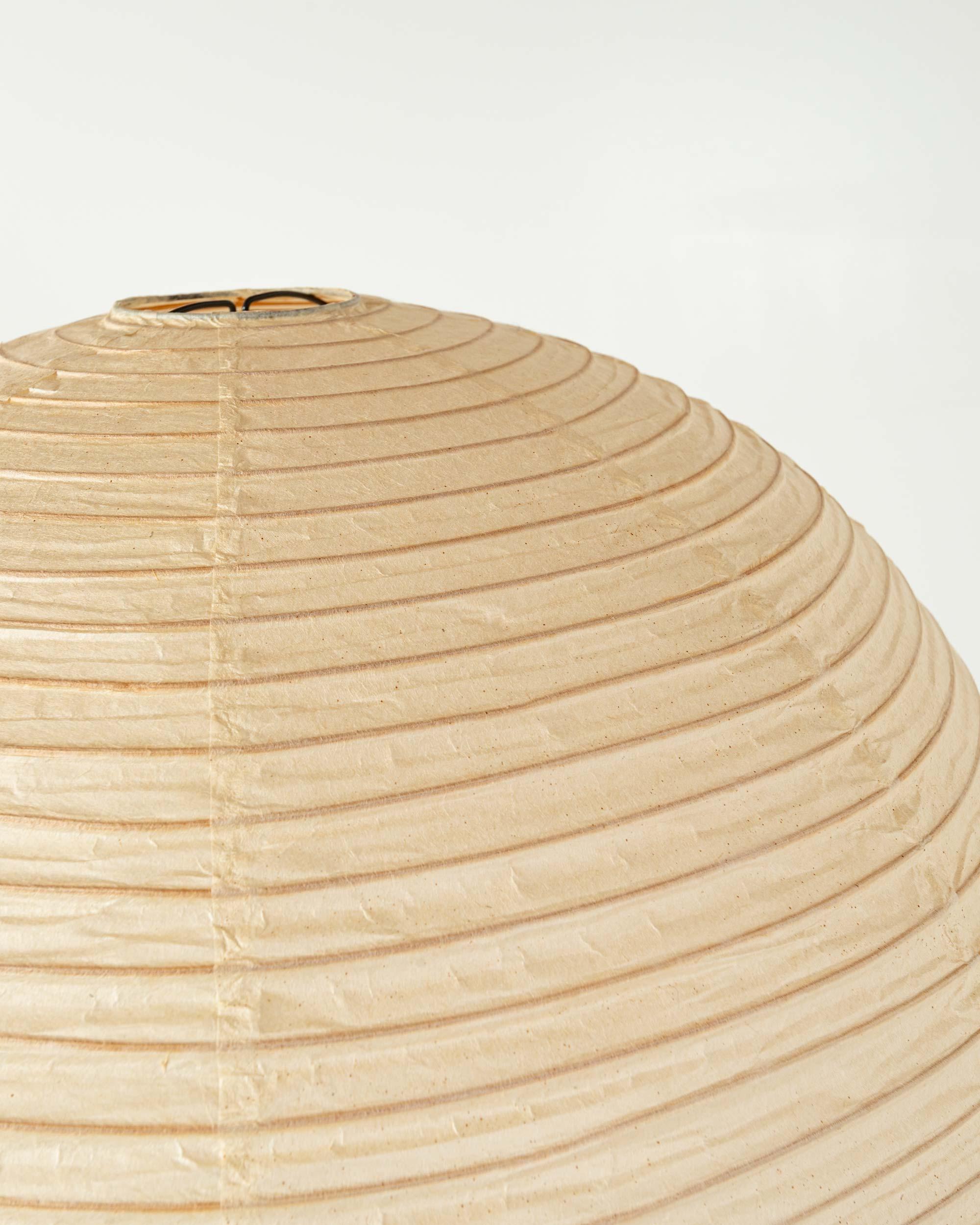 Early Isamu Noguchi Akari Light Sculpture BB3 45A Floor Lamp In Excellent Condition For Sale In Seattle, WA