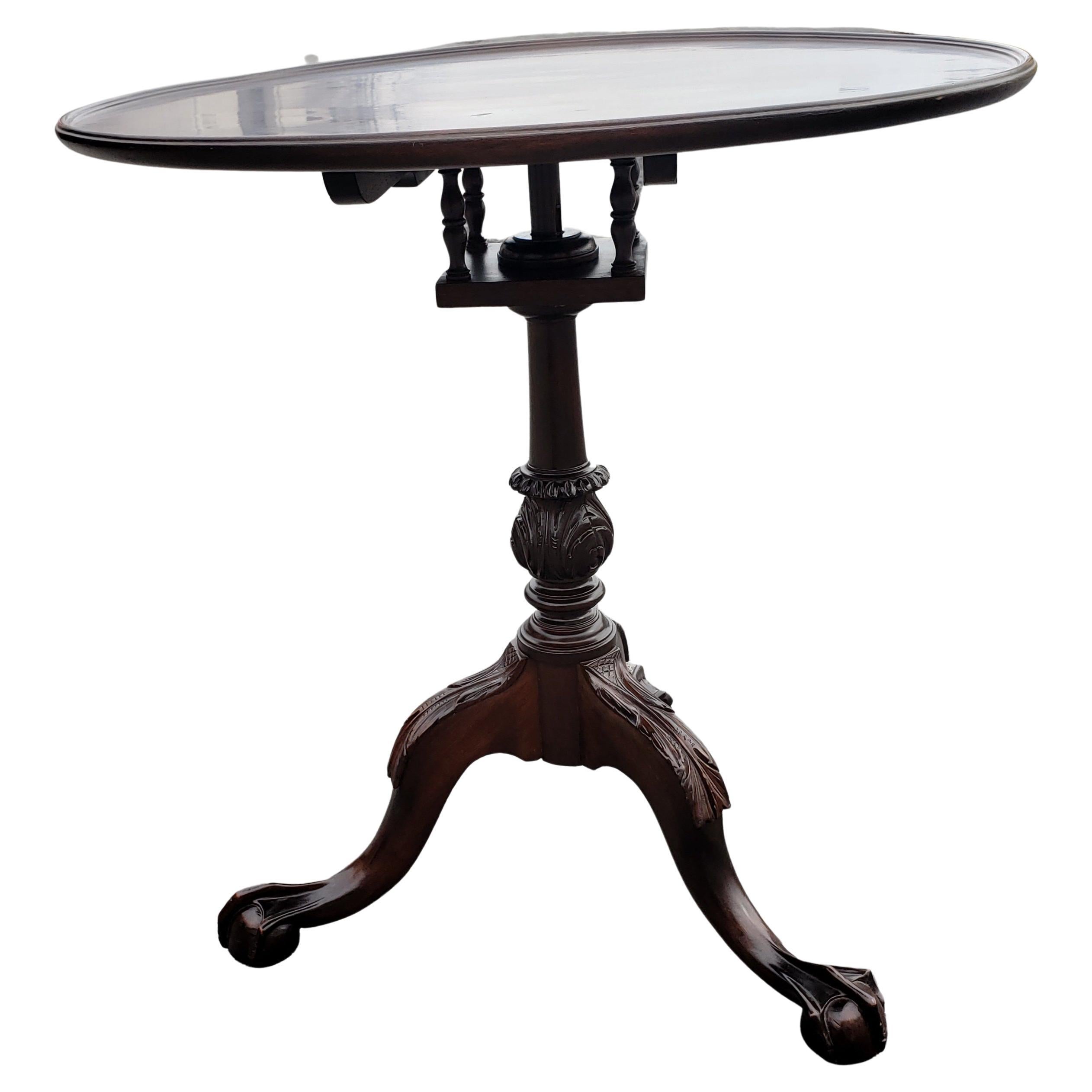 George III 18th Century Chippendale Birdcage Mahogany Pie Crust Tilt-Top Tea Table For Sale