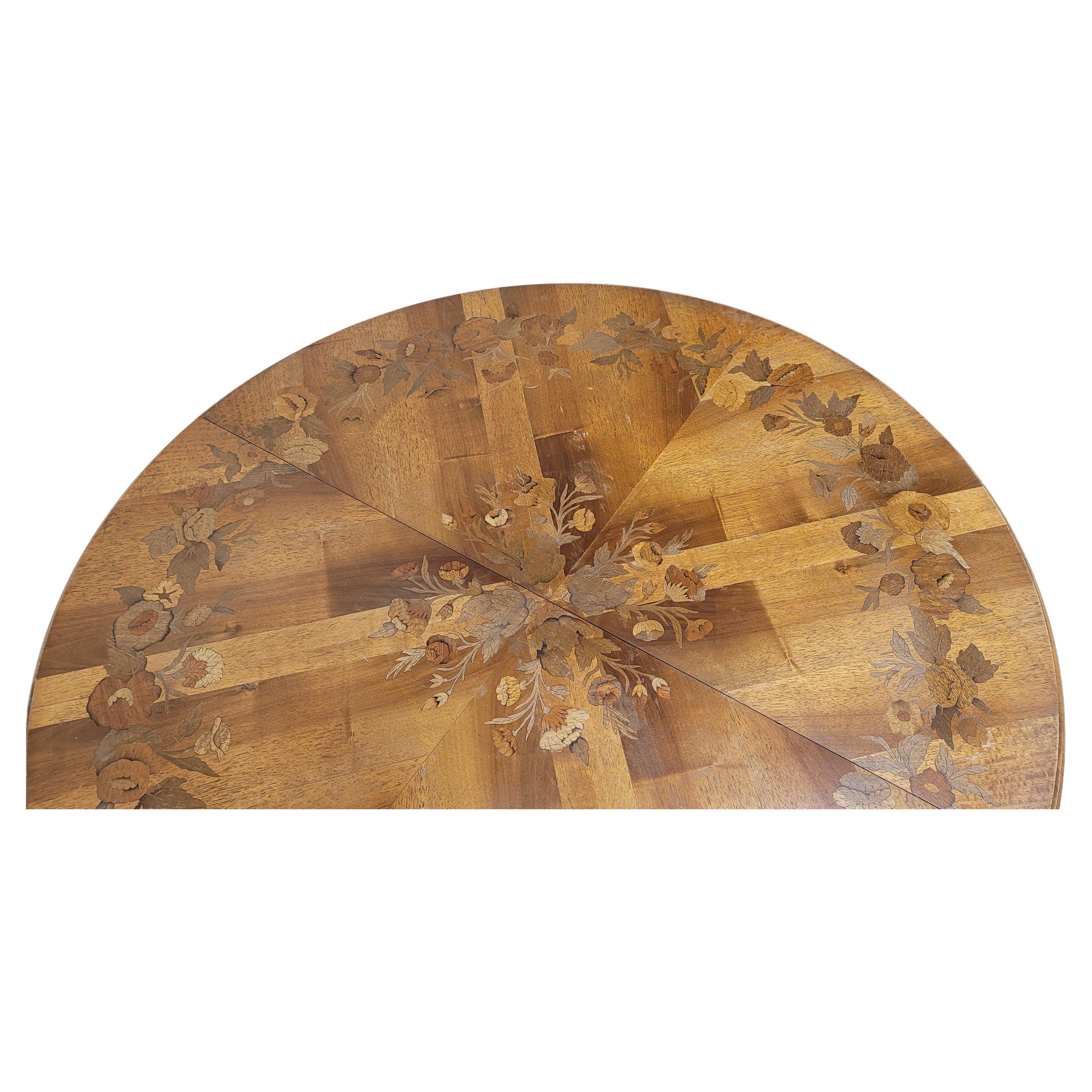 French Provincial Marquetry Inlaid Mixed Fruitwood Breakfast / Dining Table For Sale 2