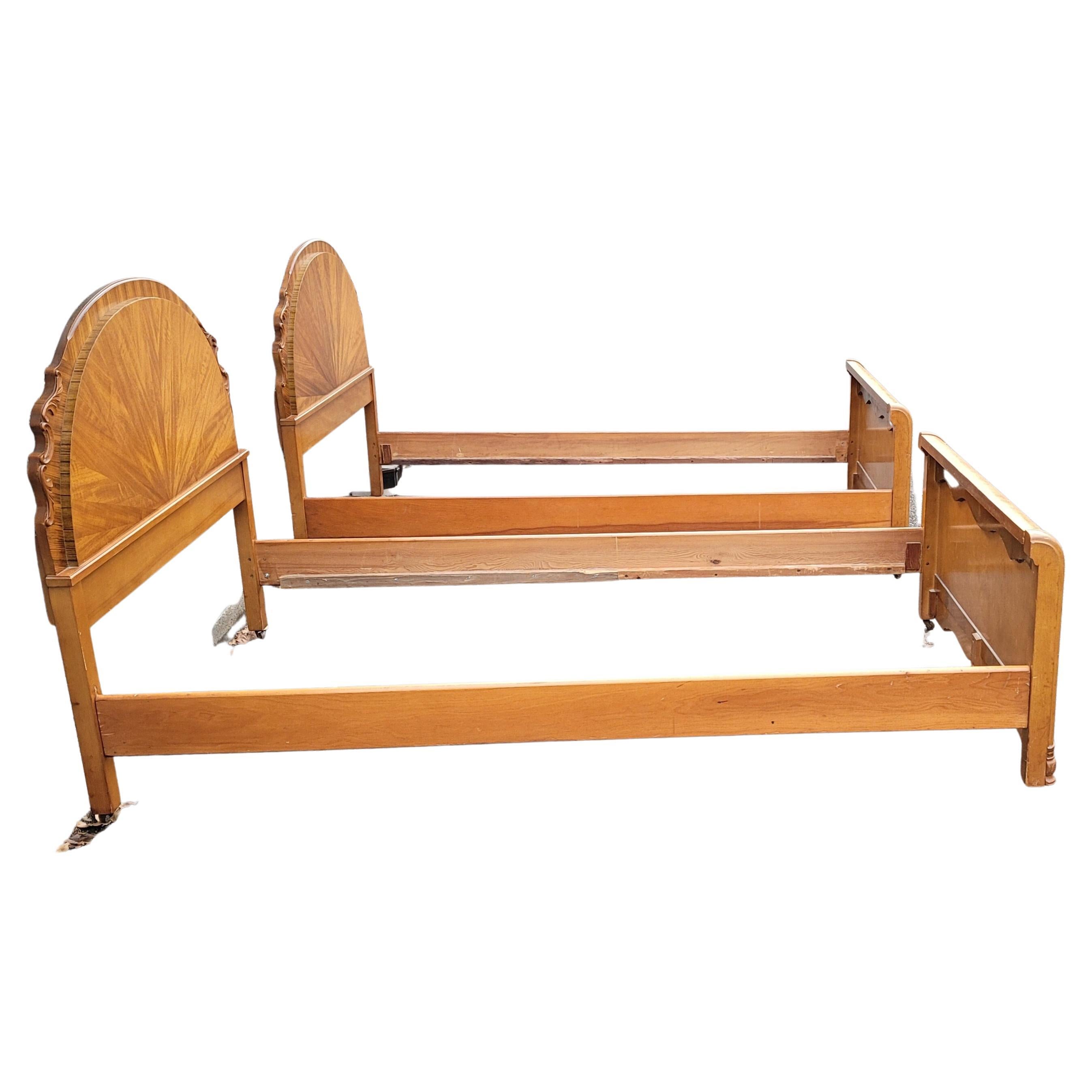 A Pair of 1930s Art Deco Mahogany Twin Size Bedsteads For Sale 3