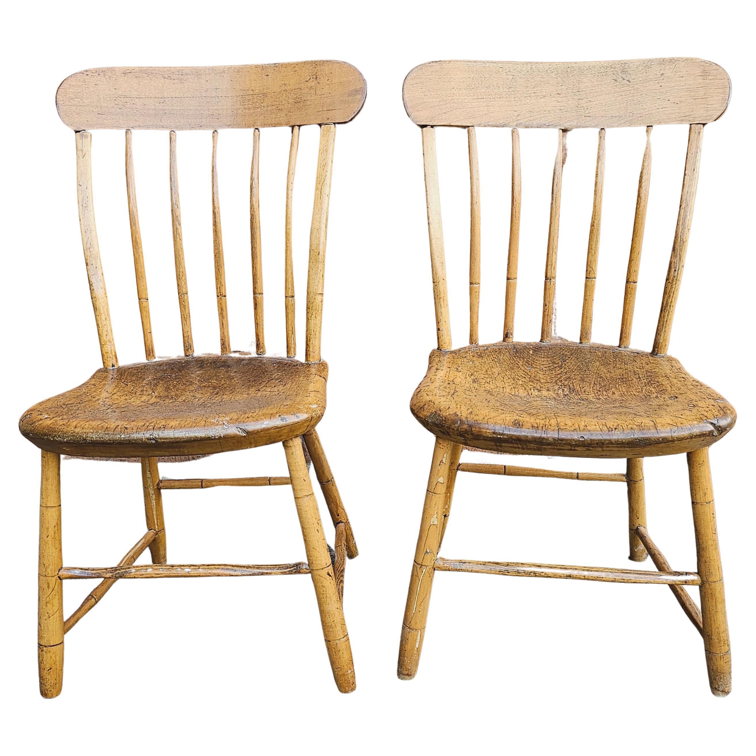 Pair of Early American Patinated Maple Plank Chairs, Circa Mid 19th Century