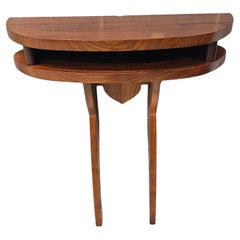 Consola de pared contemporánea de nogal macizo del siglo XX