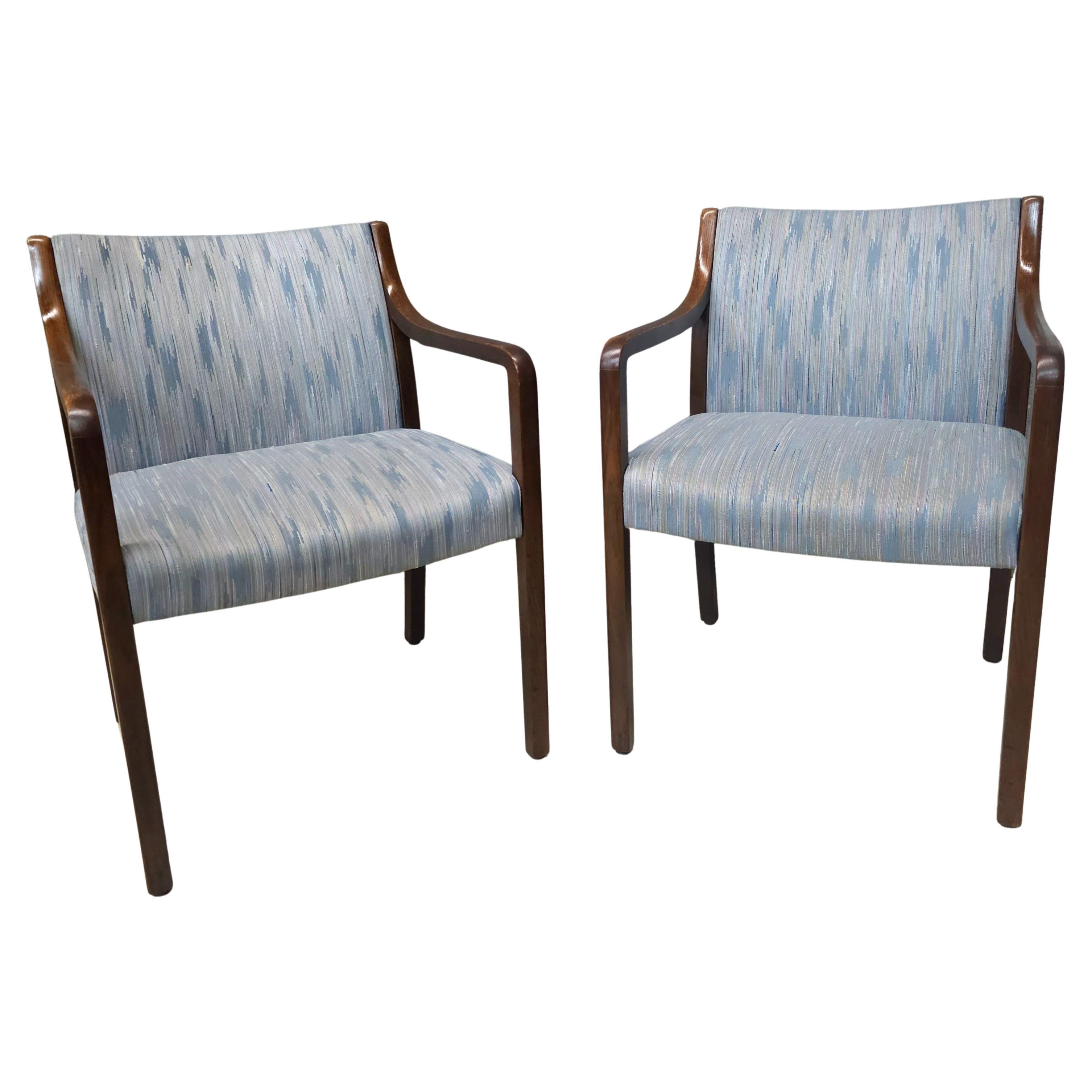 Pair Late 20th Century Gunlocke Oak and Upholstered Armchairs