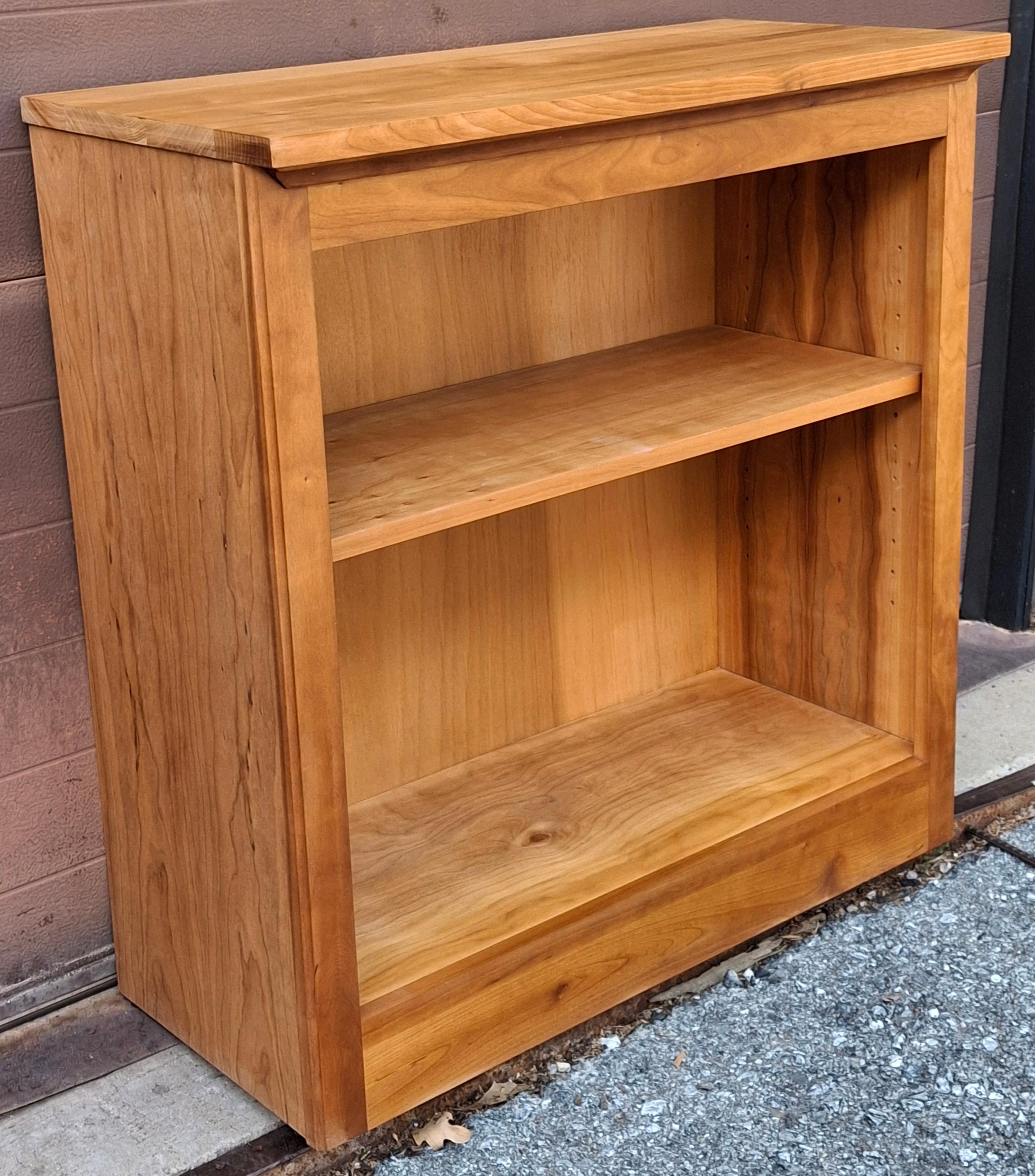 Fin du 20e siècle, bibliothèque à étagères basses réglables en bois de fruitier contemporain en vente 3