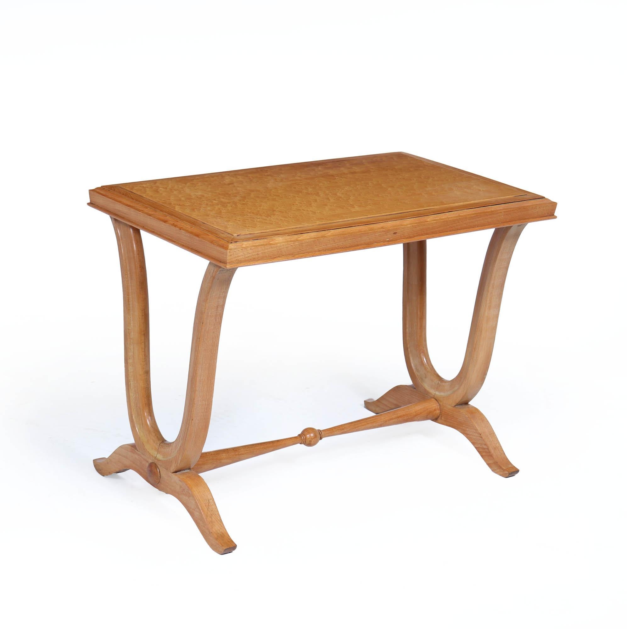 French Art Deco Coffee Table in Birdseye Maple In Excellent Condition For Sale In Paddock Wood Tonbridge, GB