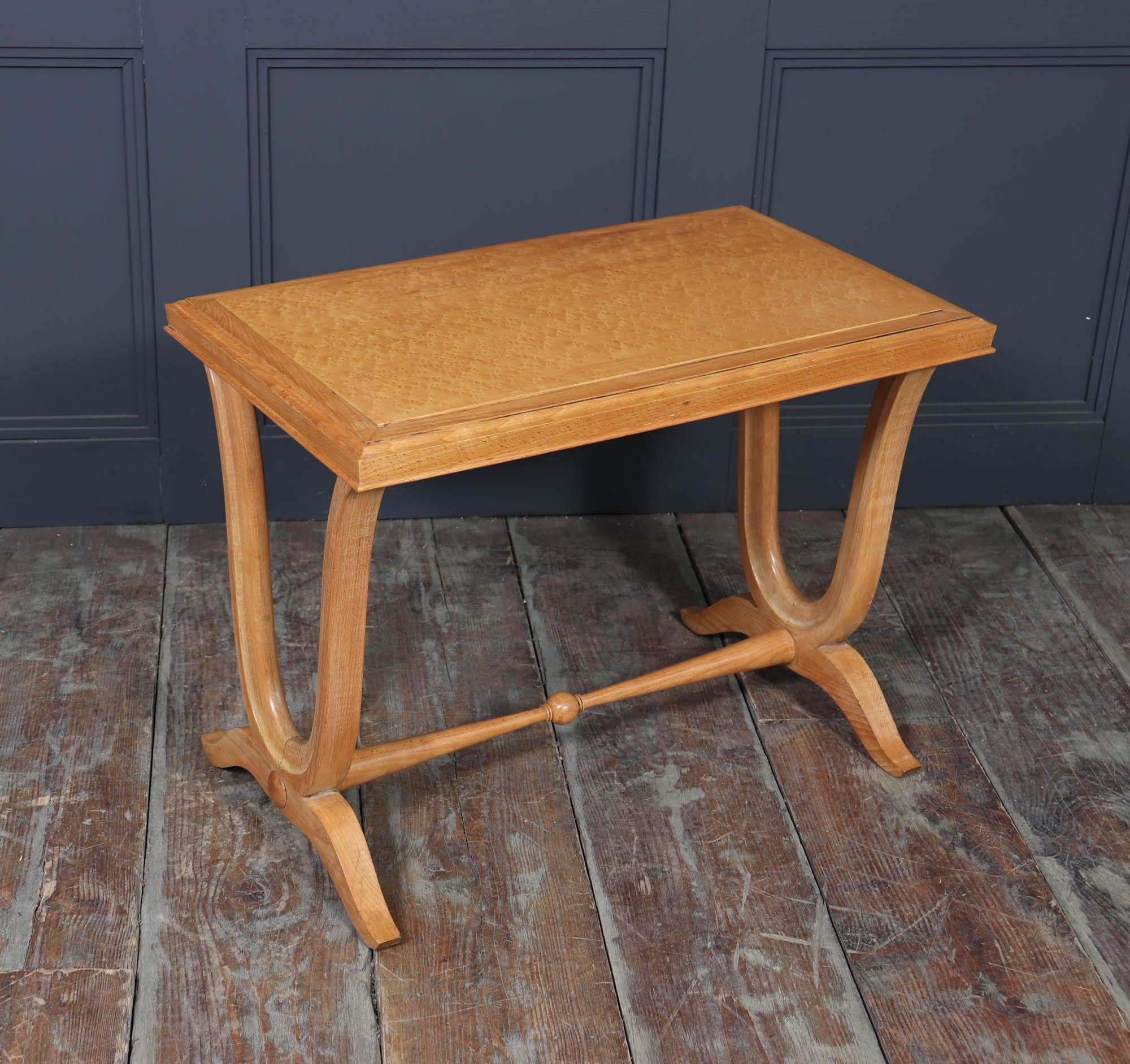 Mid-20th Century French Art Deco Coffee Table in Birdseye Maple For Sale