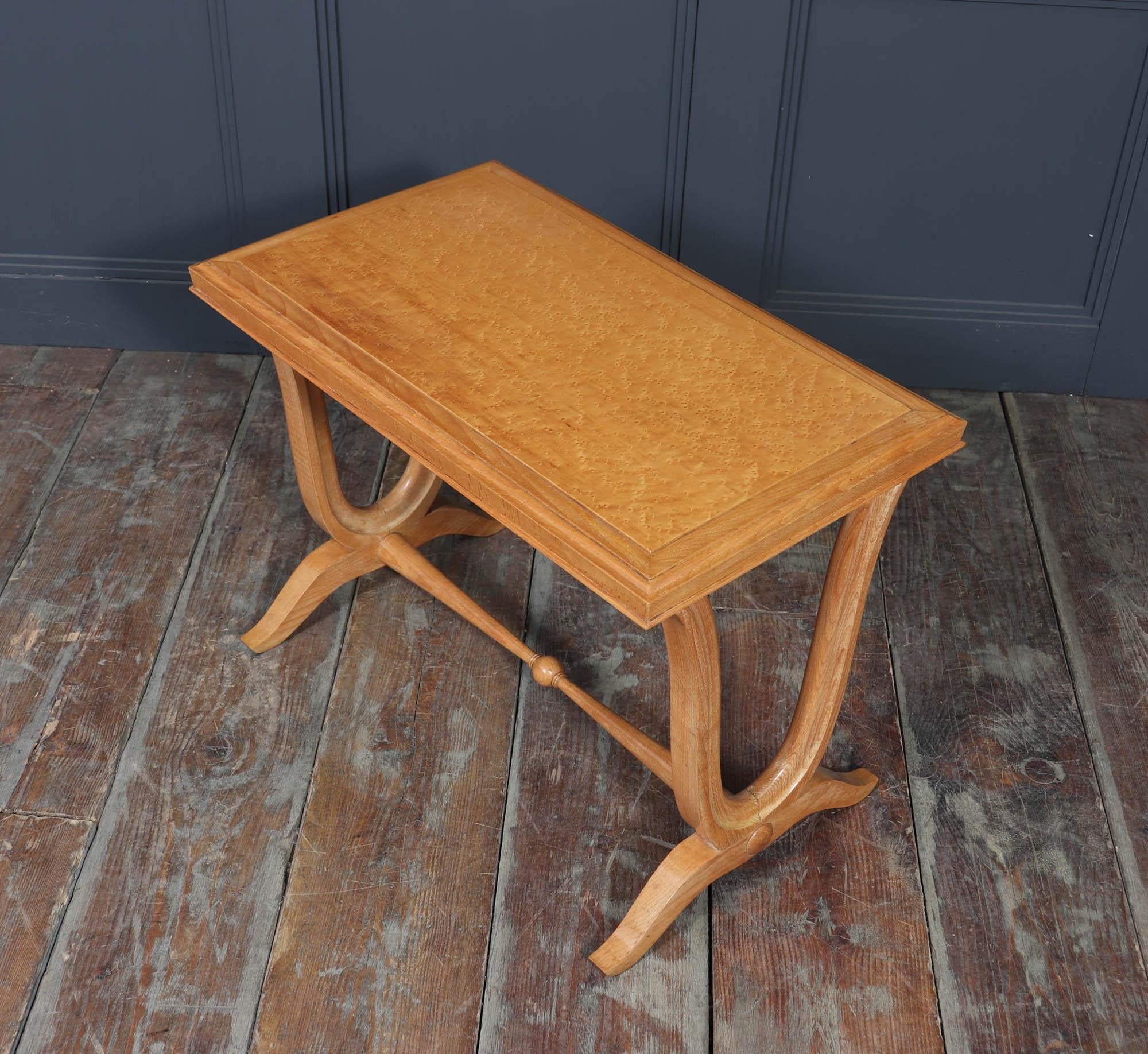 French Art Deco Coffee Table in Birdseye Maple For Sale 6
