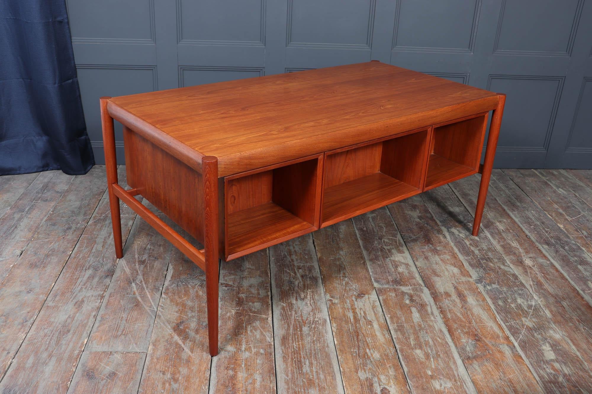 Mid-Century Danish Teak Executive Desk, c. 1960s For Sale 9