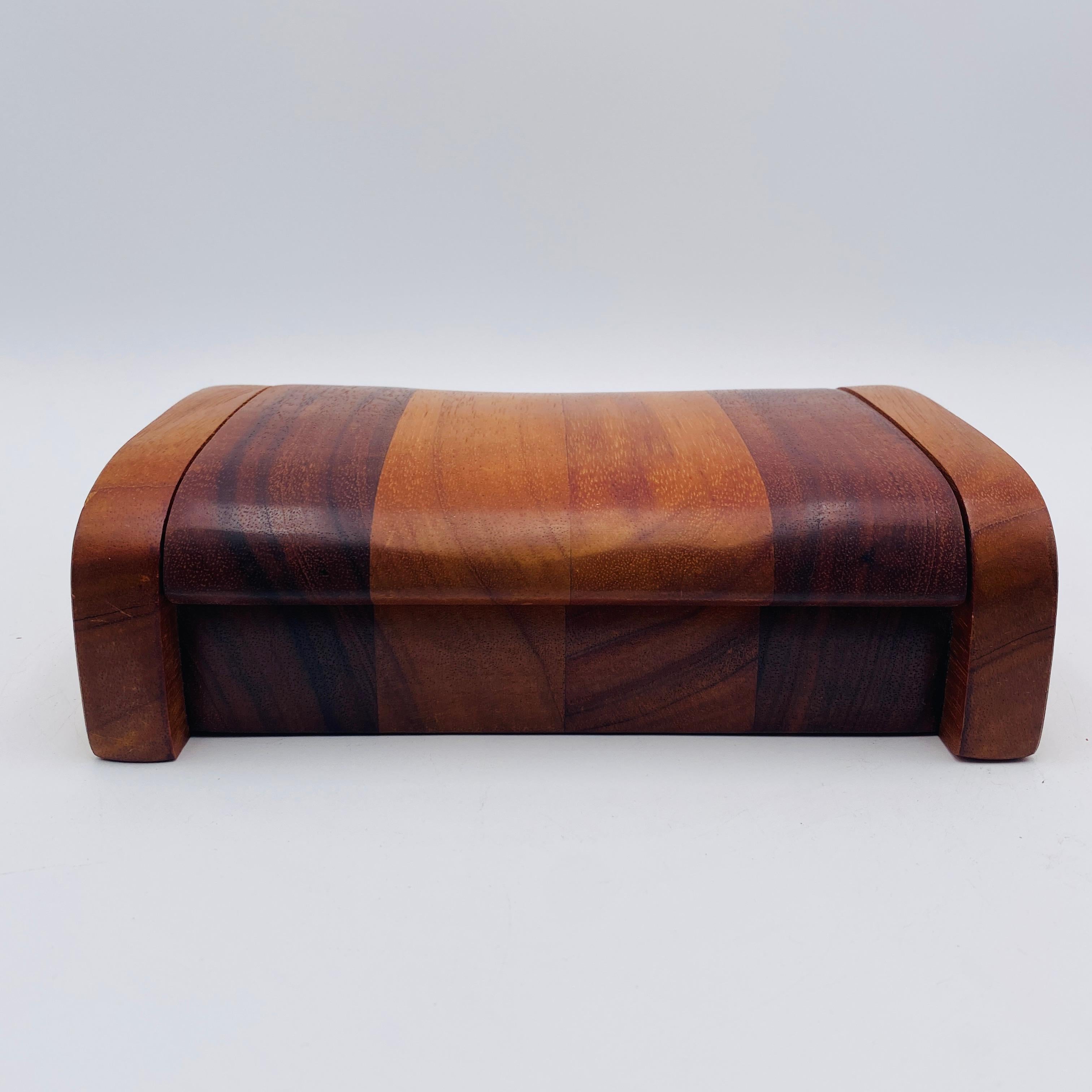 American Po Shun Leong Hawaiian Koa Wood Box Signed 1983 For Sale