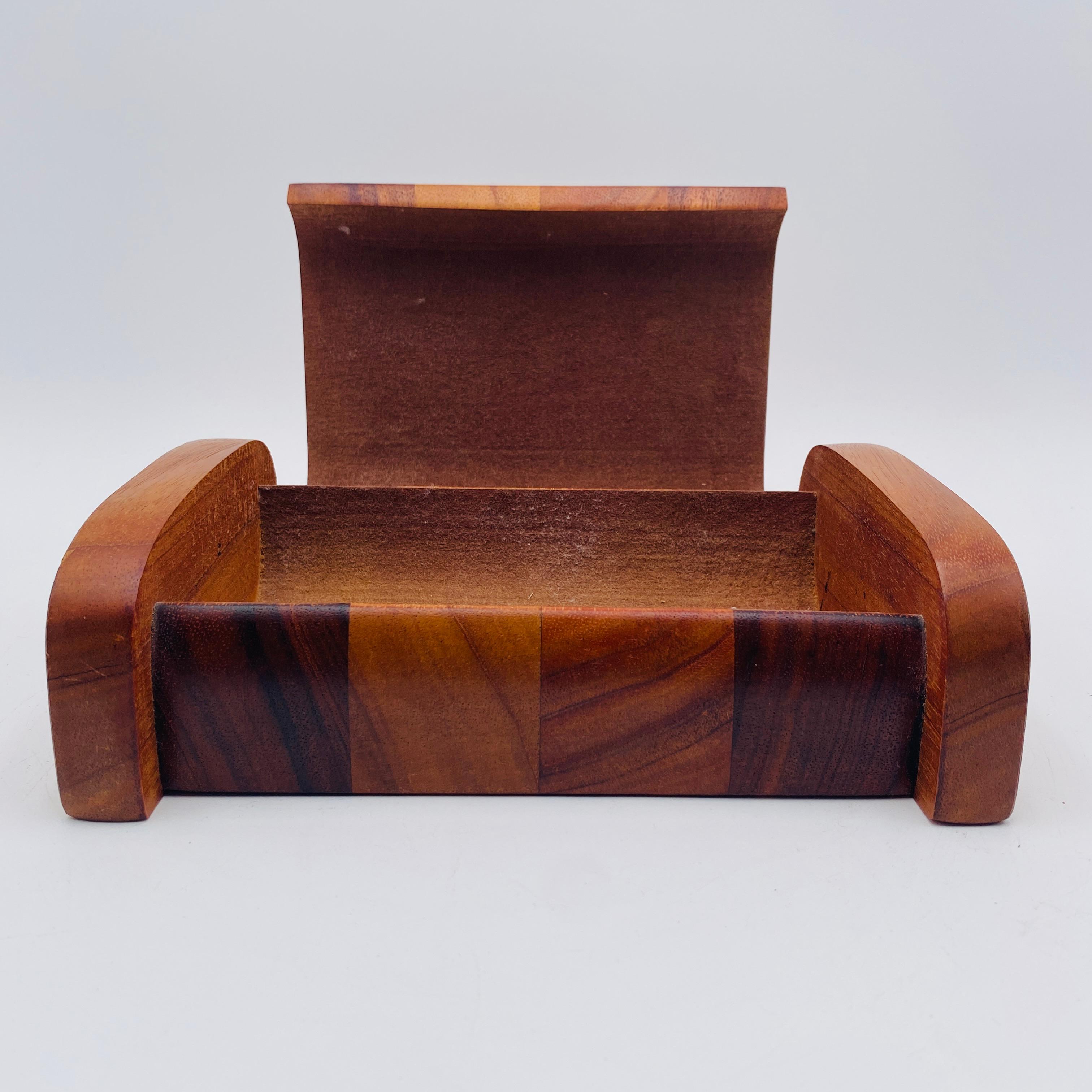 Hand-Crafted Po Shun Leong Hawaiian Koa Wood Box Signed 1983 For Sale