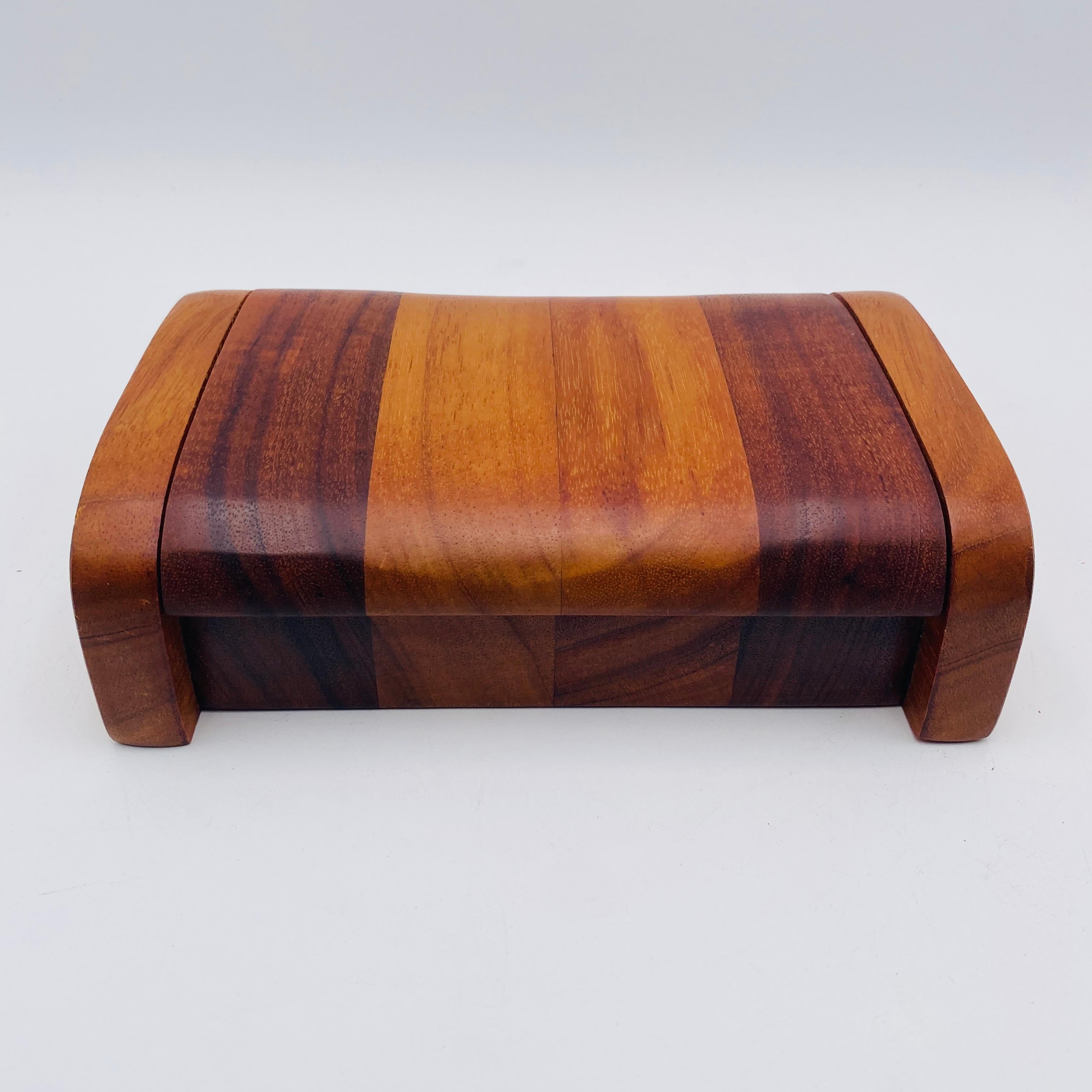 Mid-Century Modern Po Shun Leong Hawaiian Koa Wood Box Signed 1983 For Sale