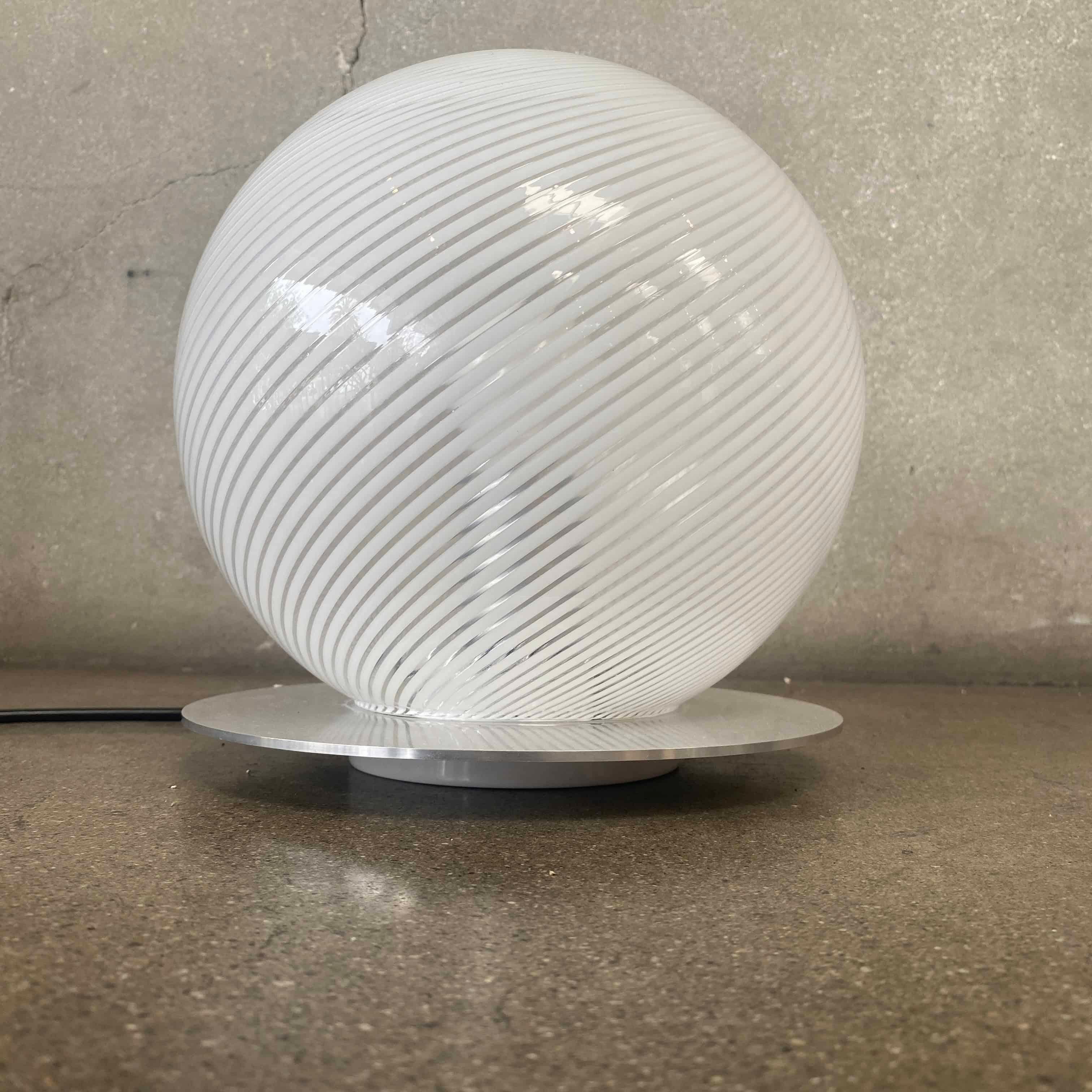 Mid-Century Modern Vintage Table Lamp Attributed to Venini, Italy, 1970s For Sale