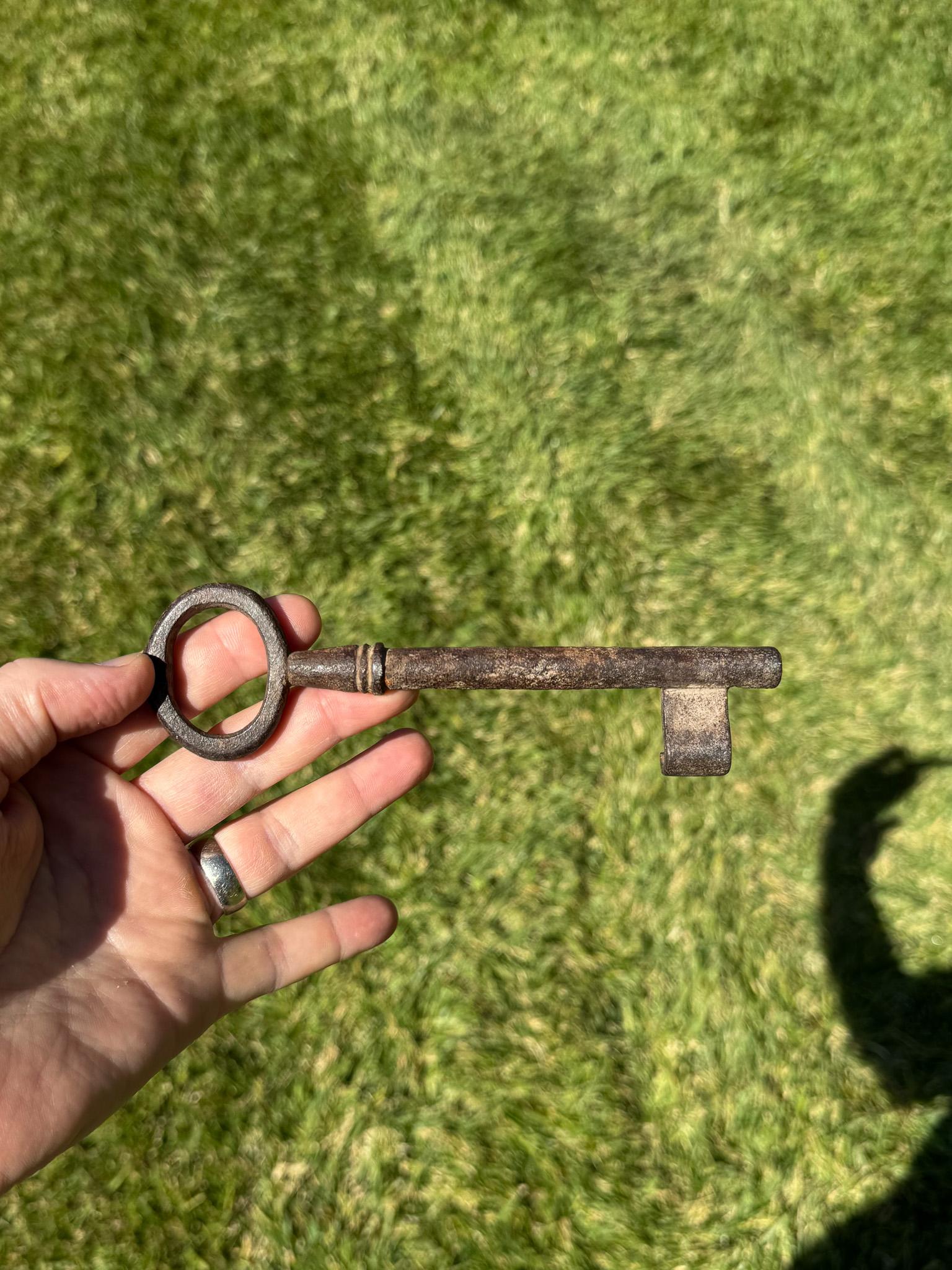 Antique 19th Century Big Cast Iron Key.