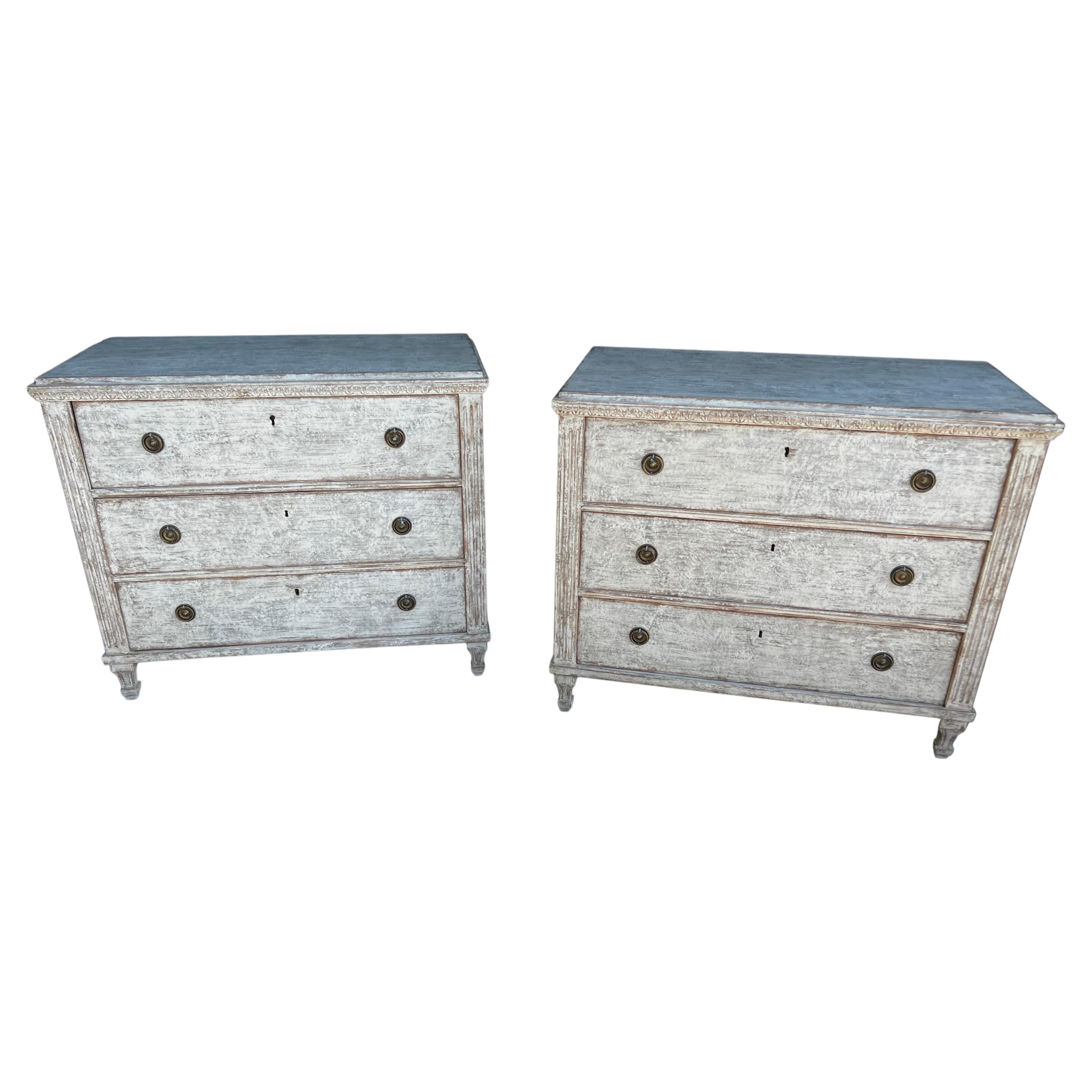 19th Century Large Swedish Gustavian Pair of Commodes