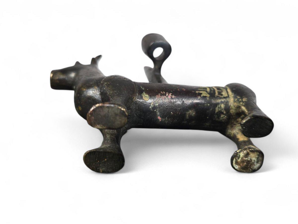 Pair of Gothic bronze candlesticks – Germany, 14th century For Sale 6