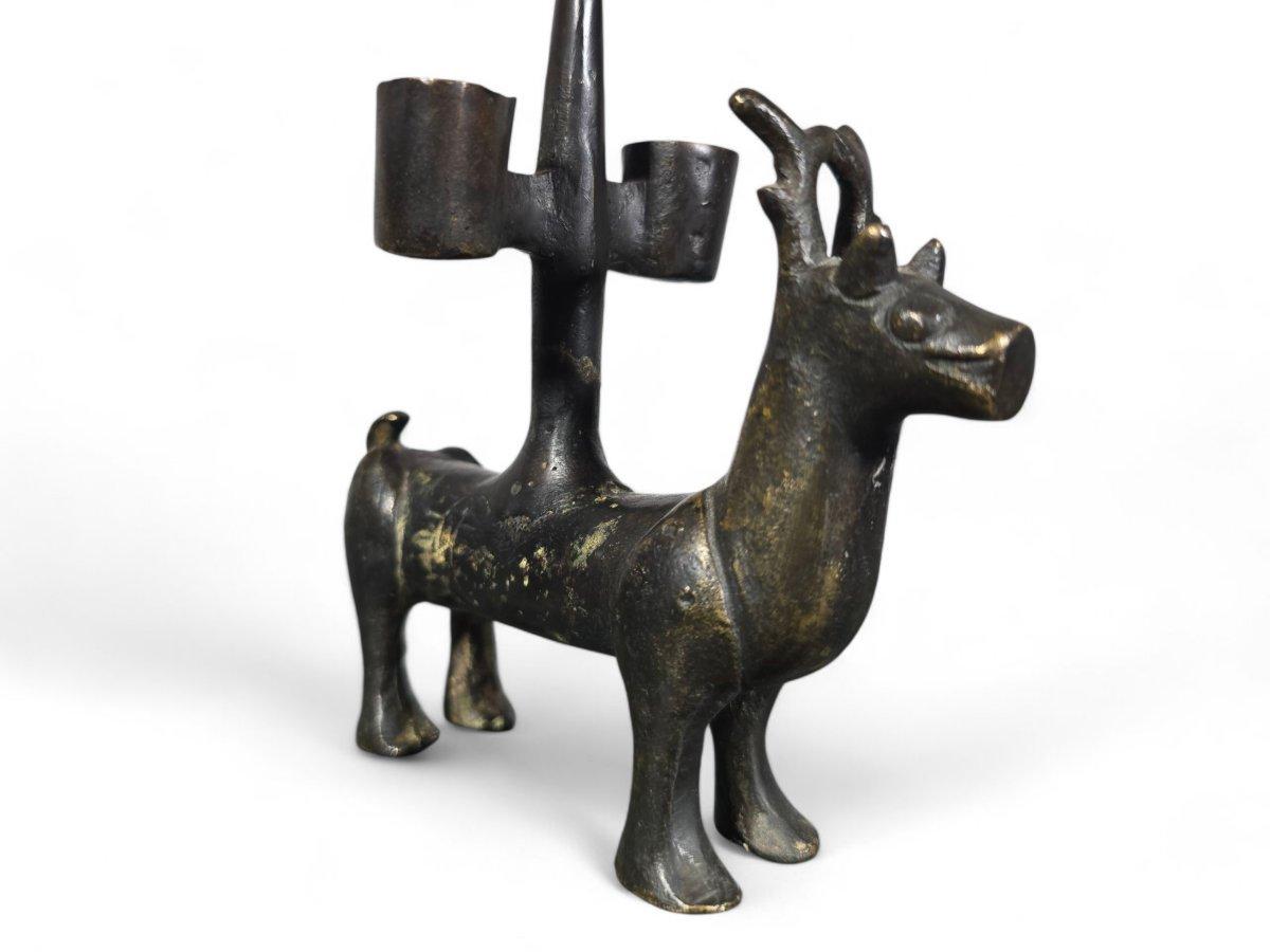 Pair of Gothic bronze candlesticks – Germany, 14th century For Sale 5