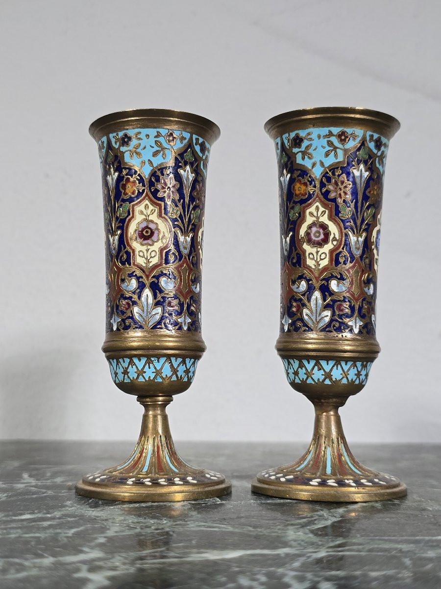 Enameled Pair of French enameled bronze vases – 19th century For Sale