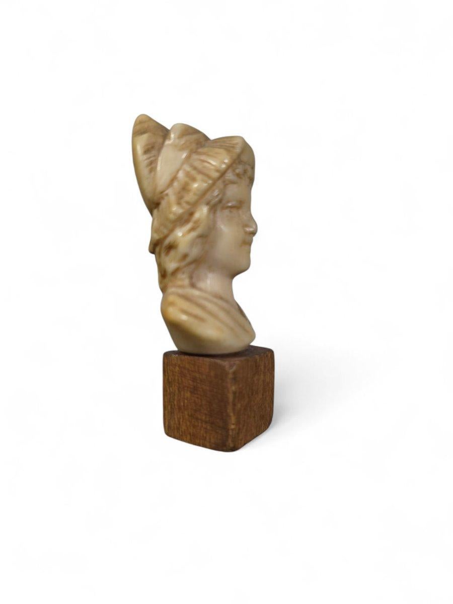 French Small carved bone bust – 19th century For Sale