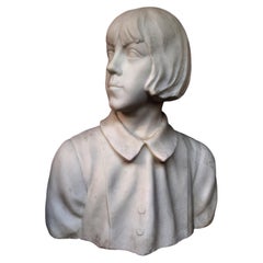 1:1 ANTIQUE BUST OF A YOUNG GIRL IN WHITE CARRARA MARBLE early 20th Century
