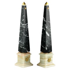 Amazing Pair of Large Decorative Italian Obelisks 20th Century H: 61, 5 cm
