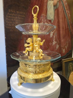 Tischdekoration aus vergoldetem Bronze und geschliffenem Kristall aus der Zeit des französischen Kaiserreichs, Thomire zugeschrieben, um 1