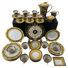 Luxurious Porcelain Dinnerware Set (28) from the Barocco Collection by Versace