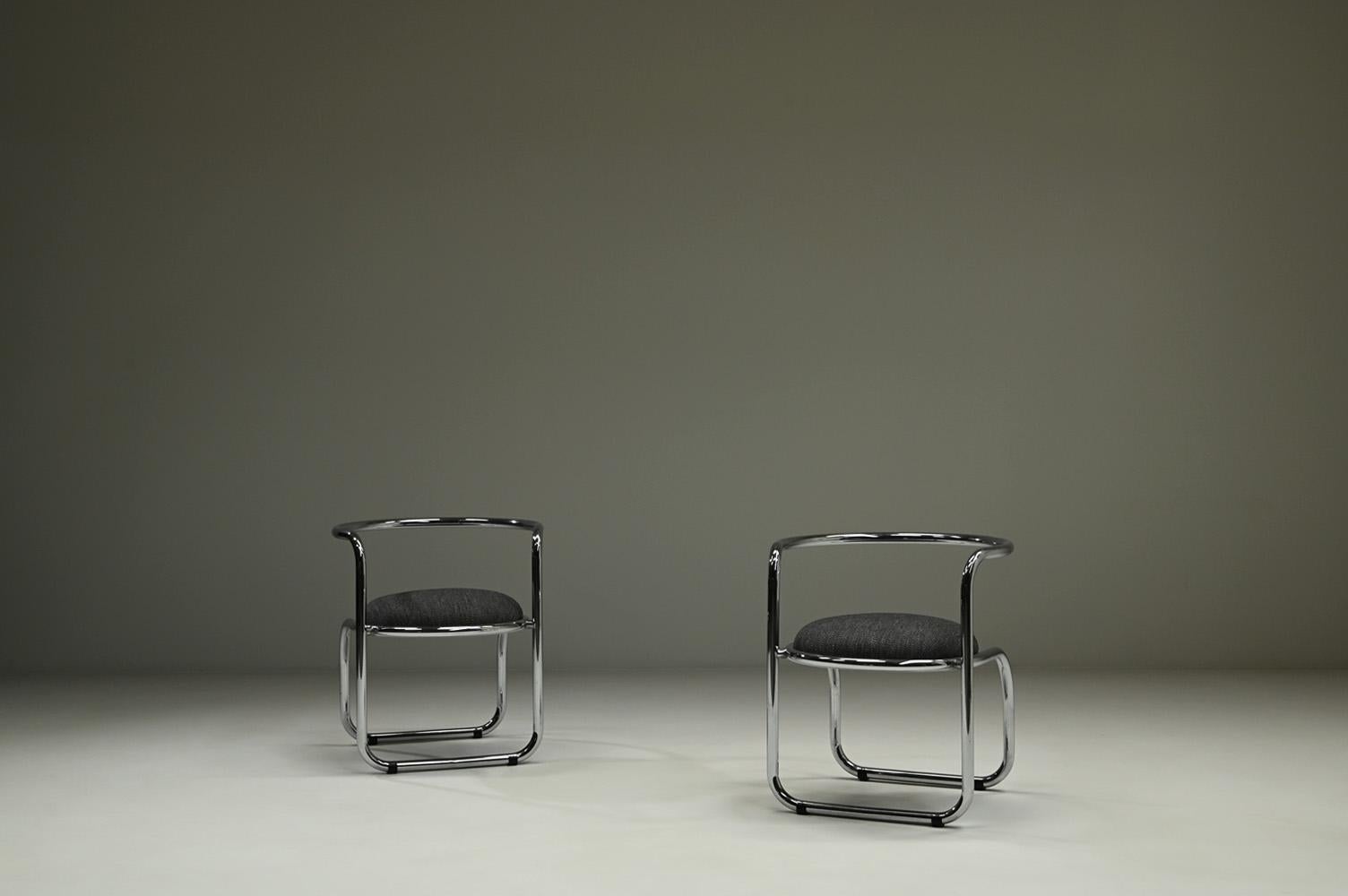 Jeu de 2 chaises d'appoint chromées, 1970 Italie. en vente 2