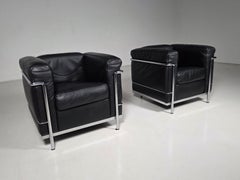 Pair of 1980s LC2 “Grand Confort, Petit Modèle” Armchairs by Le Corbusier, 1980s