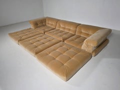 Mah-Jong-Sofa aus Baumwollsamt in den Farben Honig und Kamel von Roche Bobois, Frankreich, 1970er Jahre