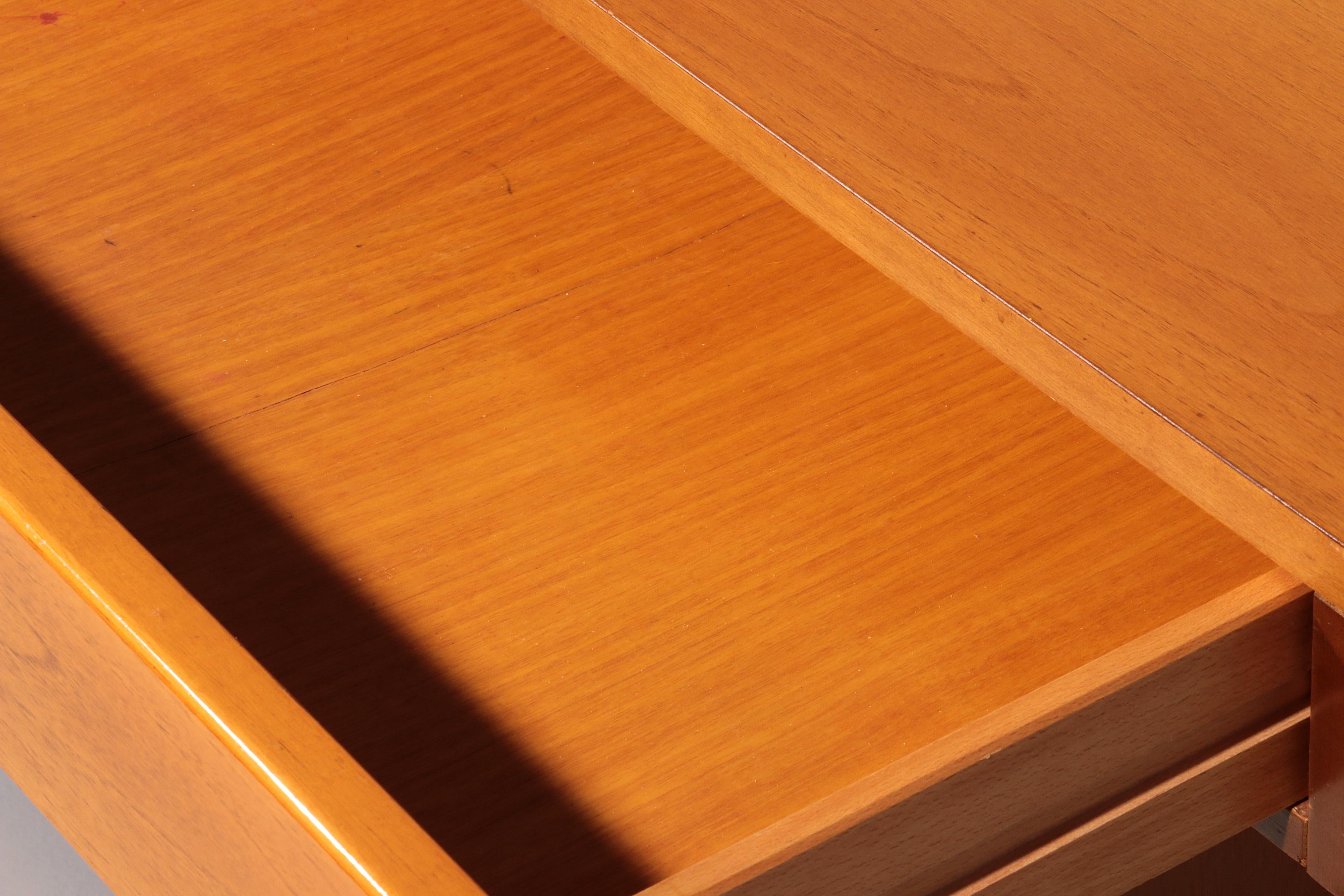 Post modern custom 8 drawer floating dresser blonde geometric design Italy For Sale 5