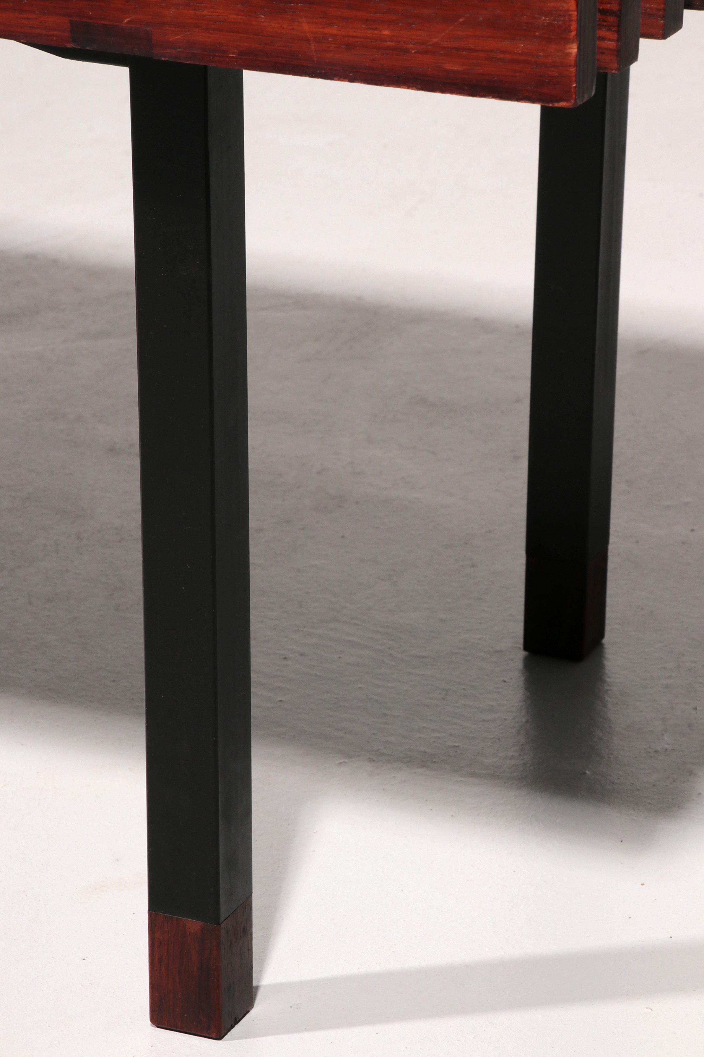 Banc en teck et métal, fabriqué en Italie, années 1970 Bon état - En vente à Oirlo, LI