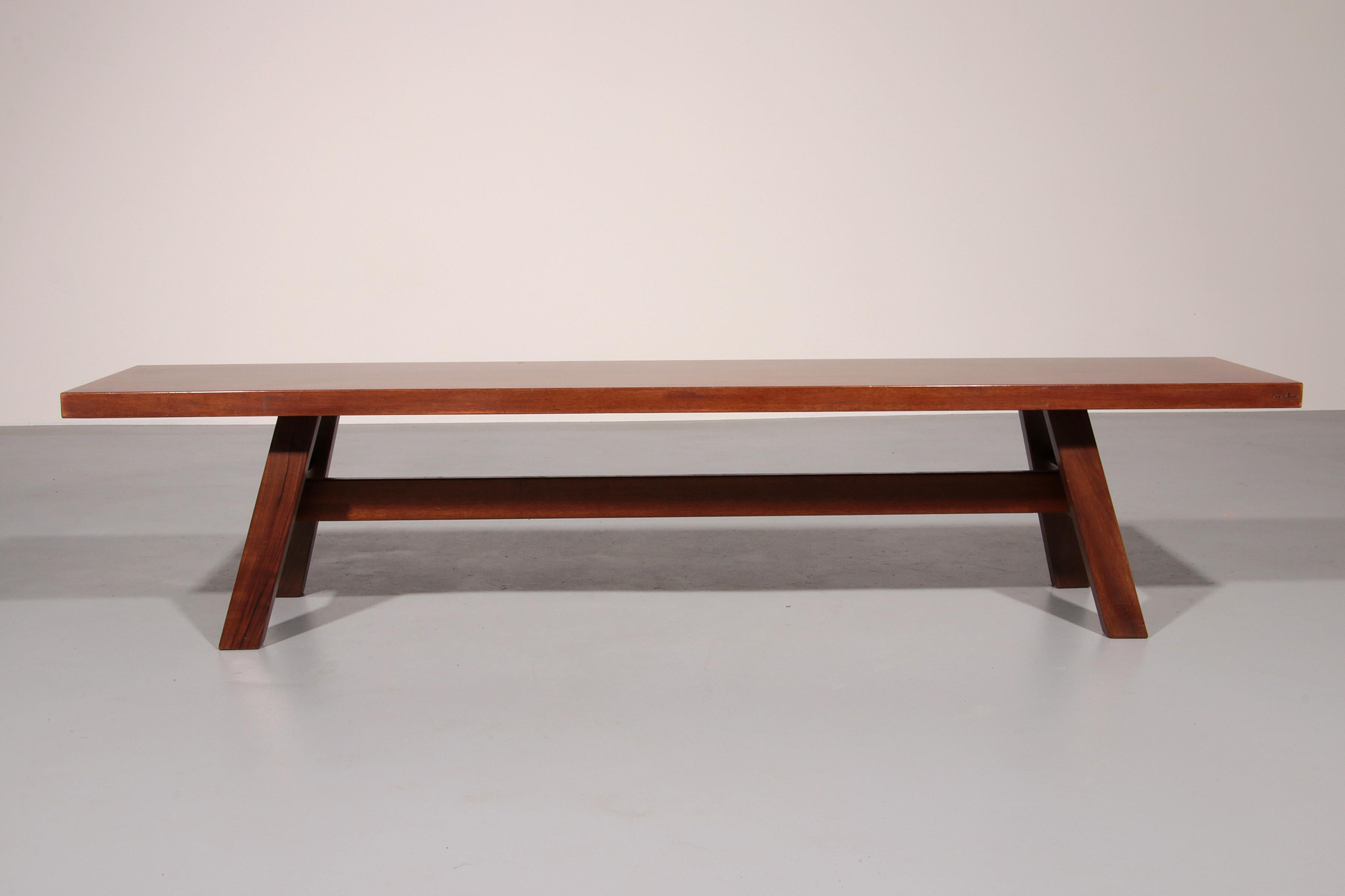 Mid-Century moderno Panchina in noce massiccio Torbecchia di Giovanni Michelucci in vendita