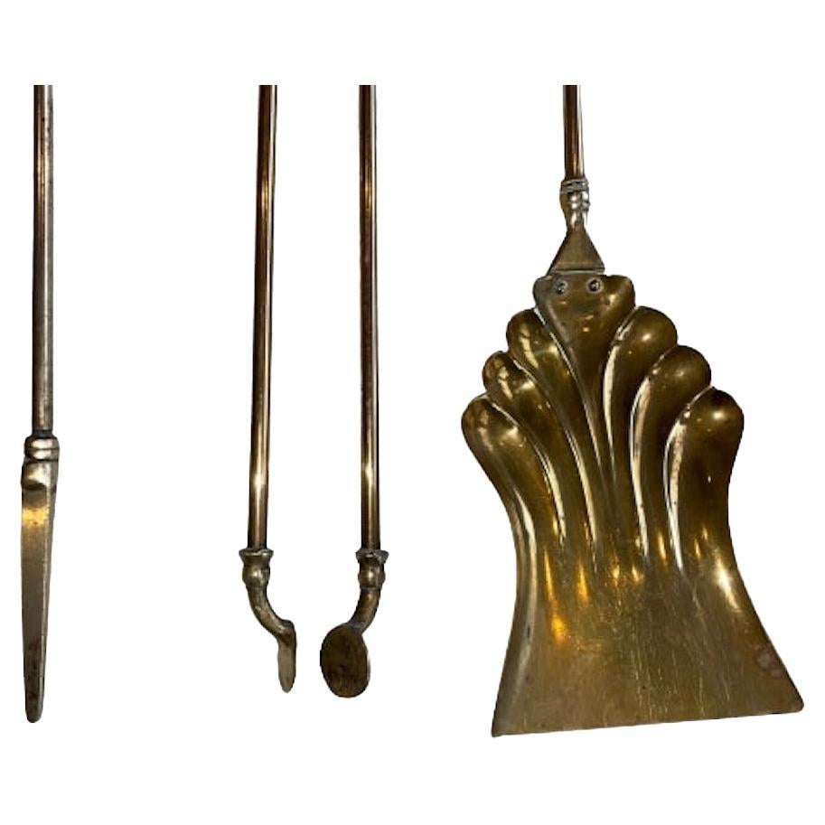 Victorian Gothic Brass Fire Companion Set, 19th Century In Good Condition For Sale In Southall, GB