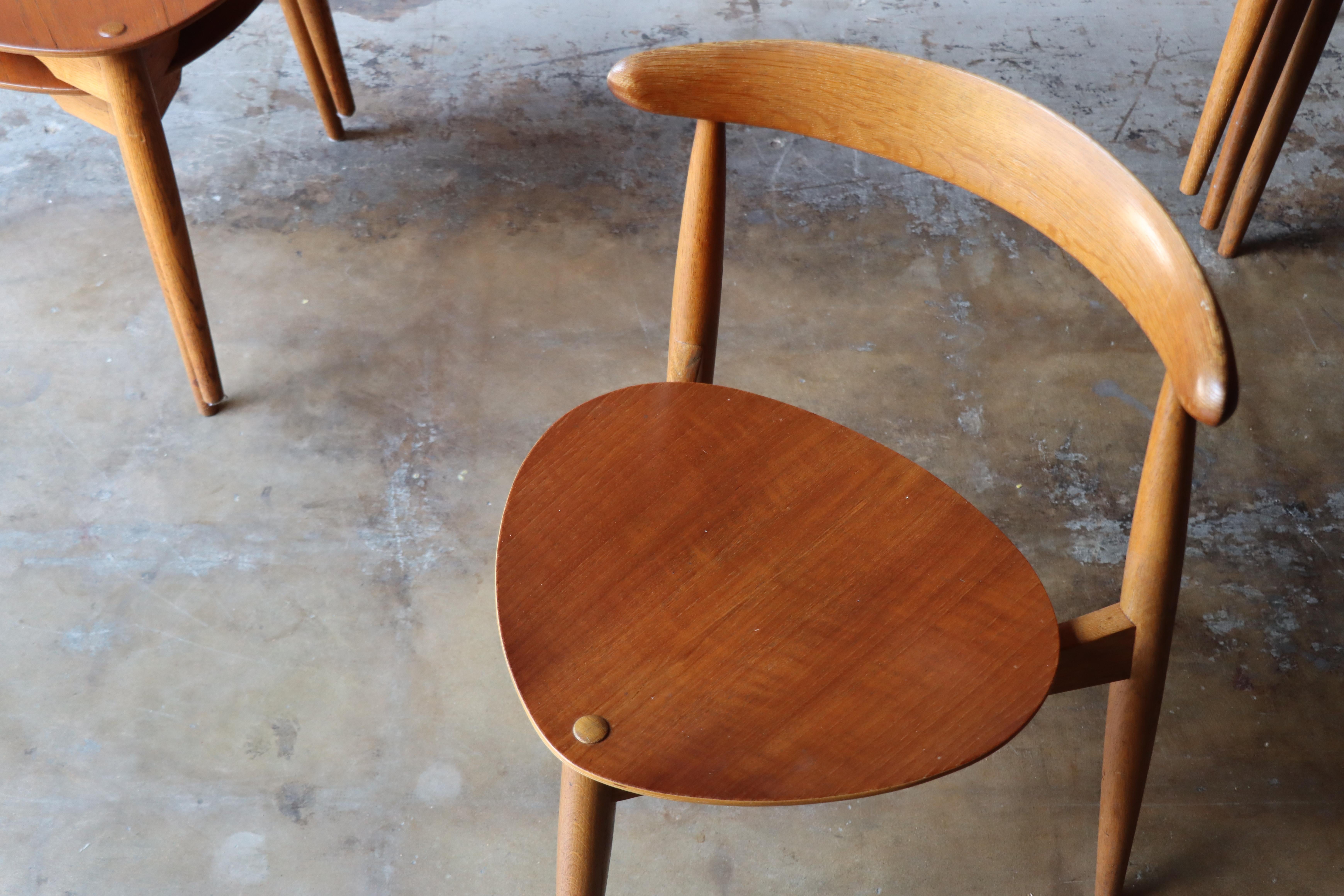 Hans J. Wegner ‘Heart’ Dining Set, Fritz Hansen, Oak & Teak, 1952, FH4602 For Sale 8