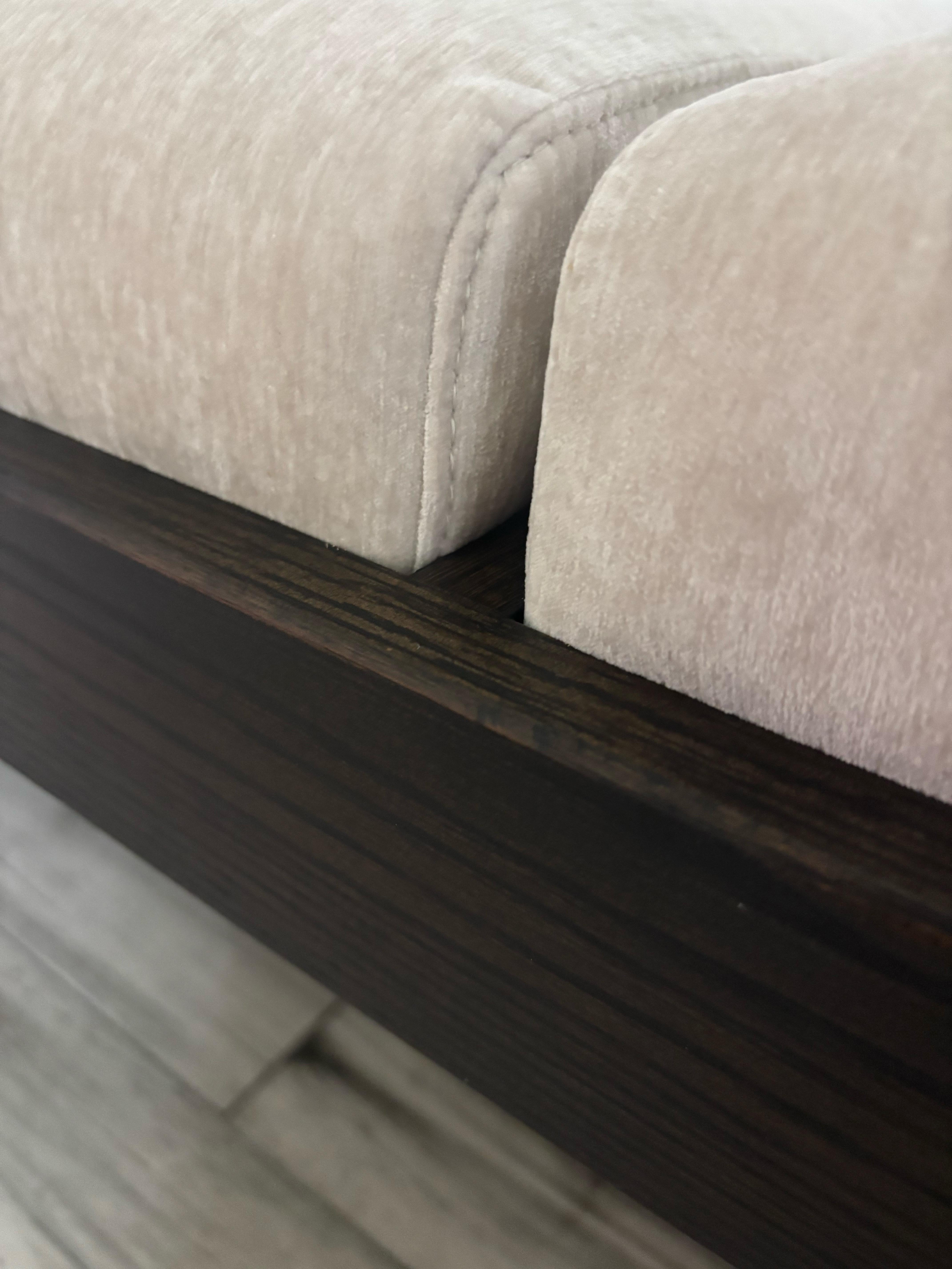 Harvey Probber “Series 70” Solid Oak Bench, Circa 1940s In Good Condition For Sale In Boynton Beach, FL