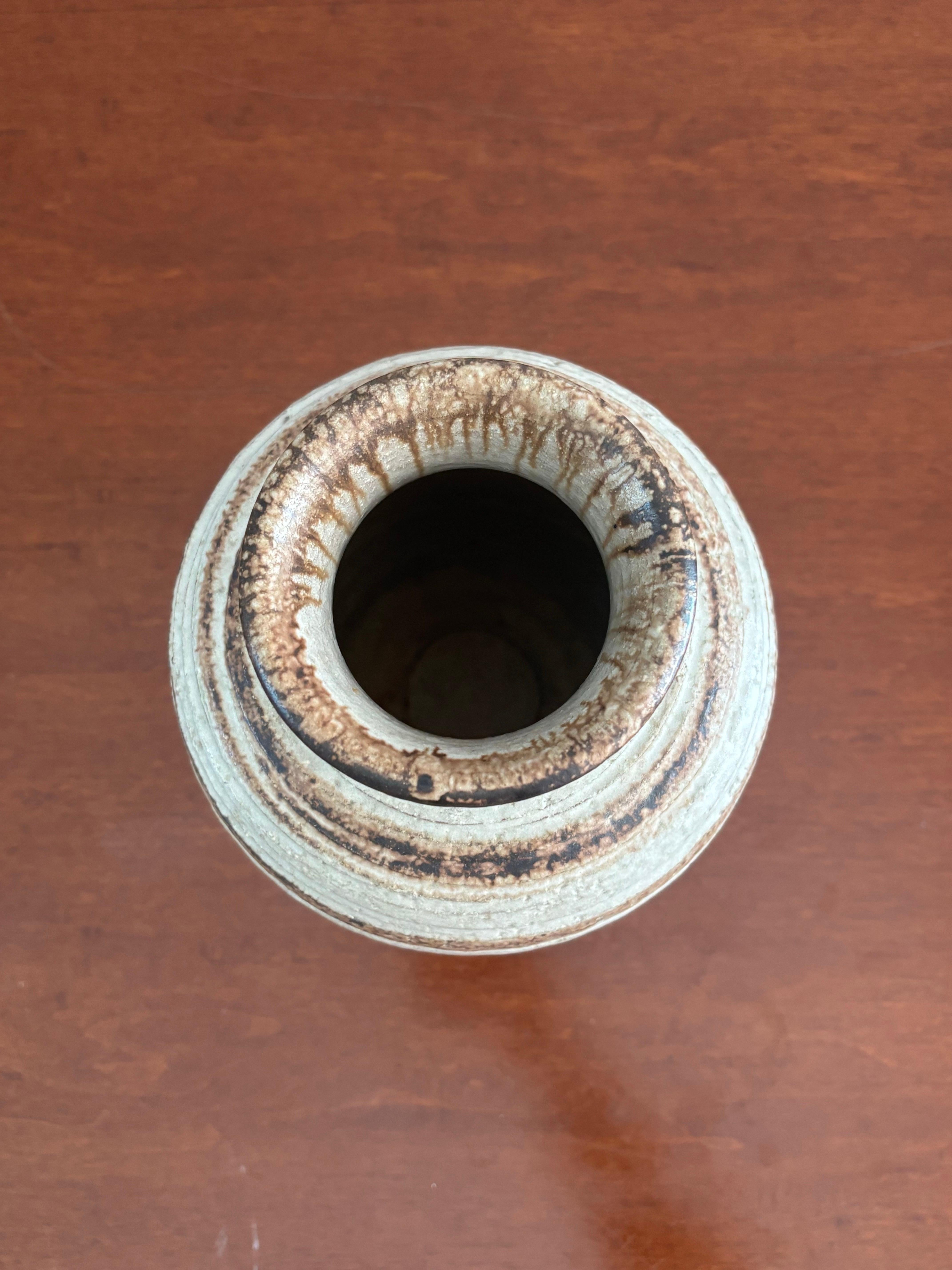 Large Ceramic Vase by Bitossi for Rosenthal Netter, Made in Italy In Good Condition For Sale In Boynton Beach, FL