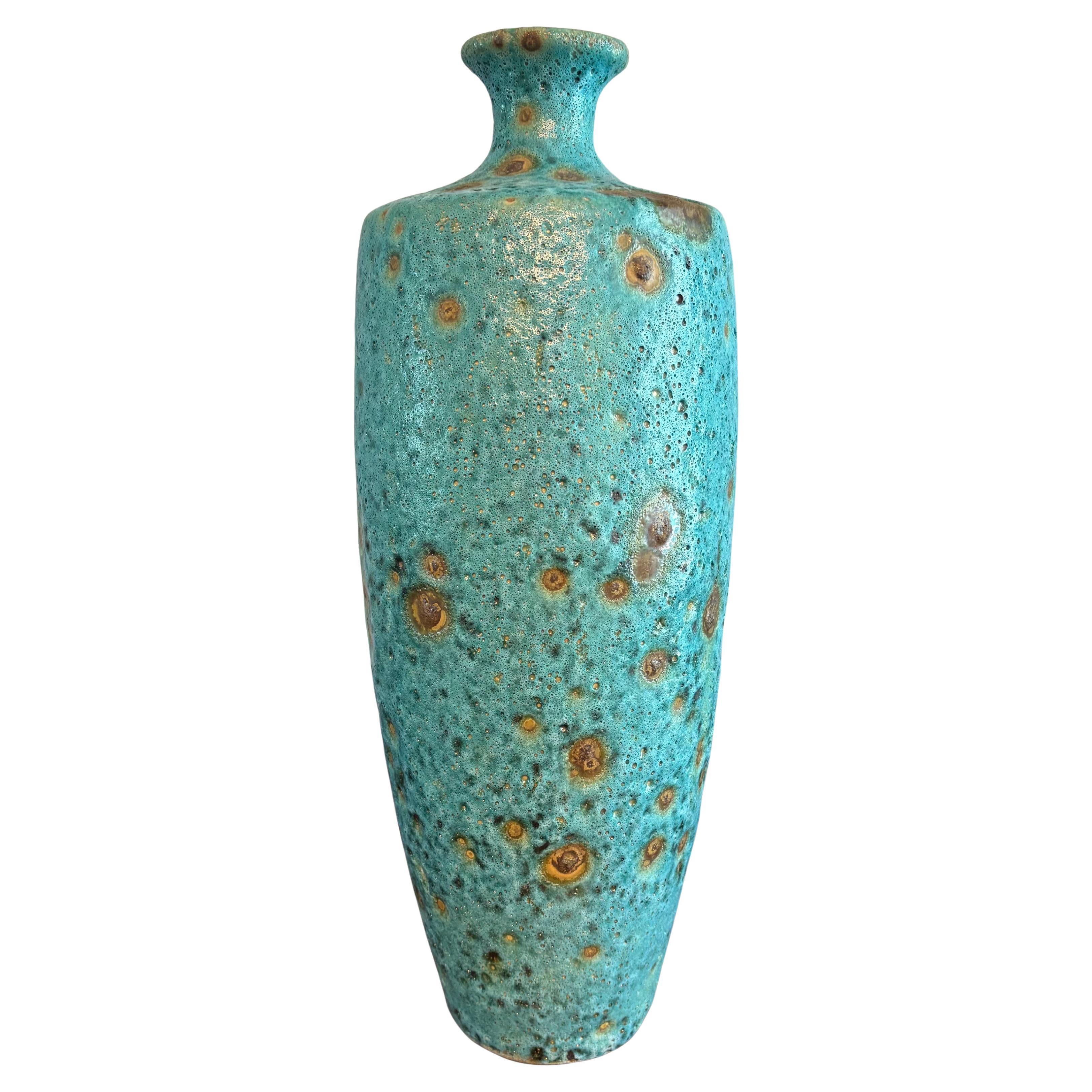 Grande vaso in lava di pavone italiano della metà del secolo scorso in vendita