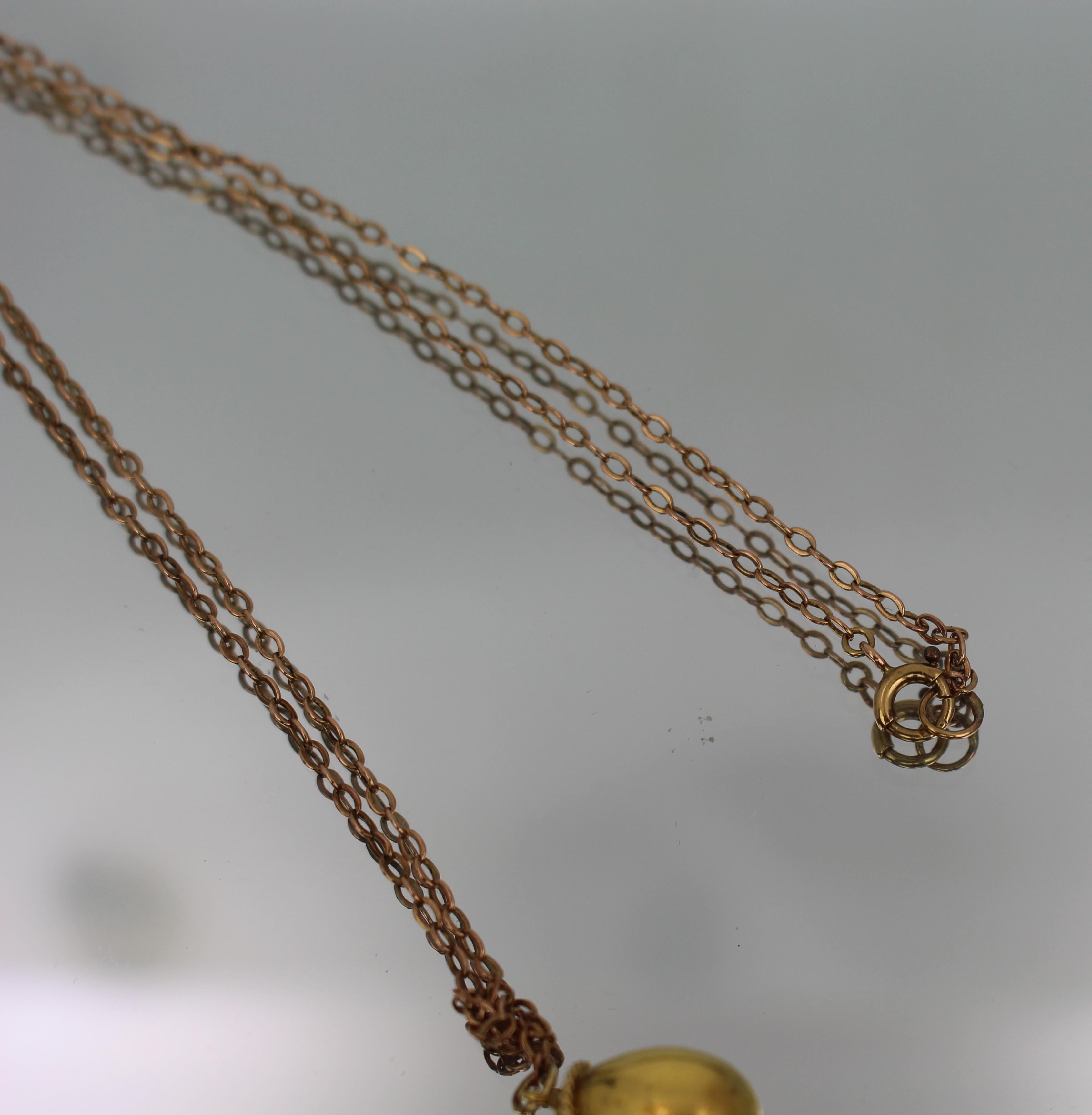 Collier pendentif œuf en or ancien avec rubis et saphir Russian School c.1880 en vente 1