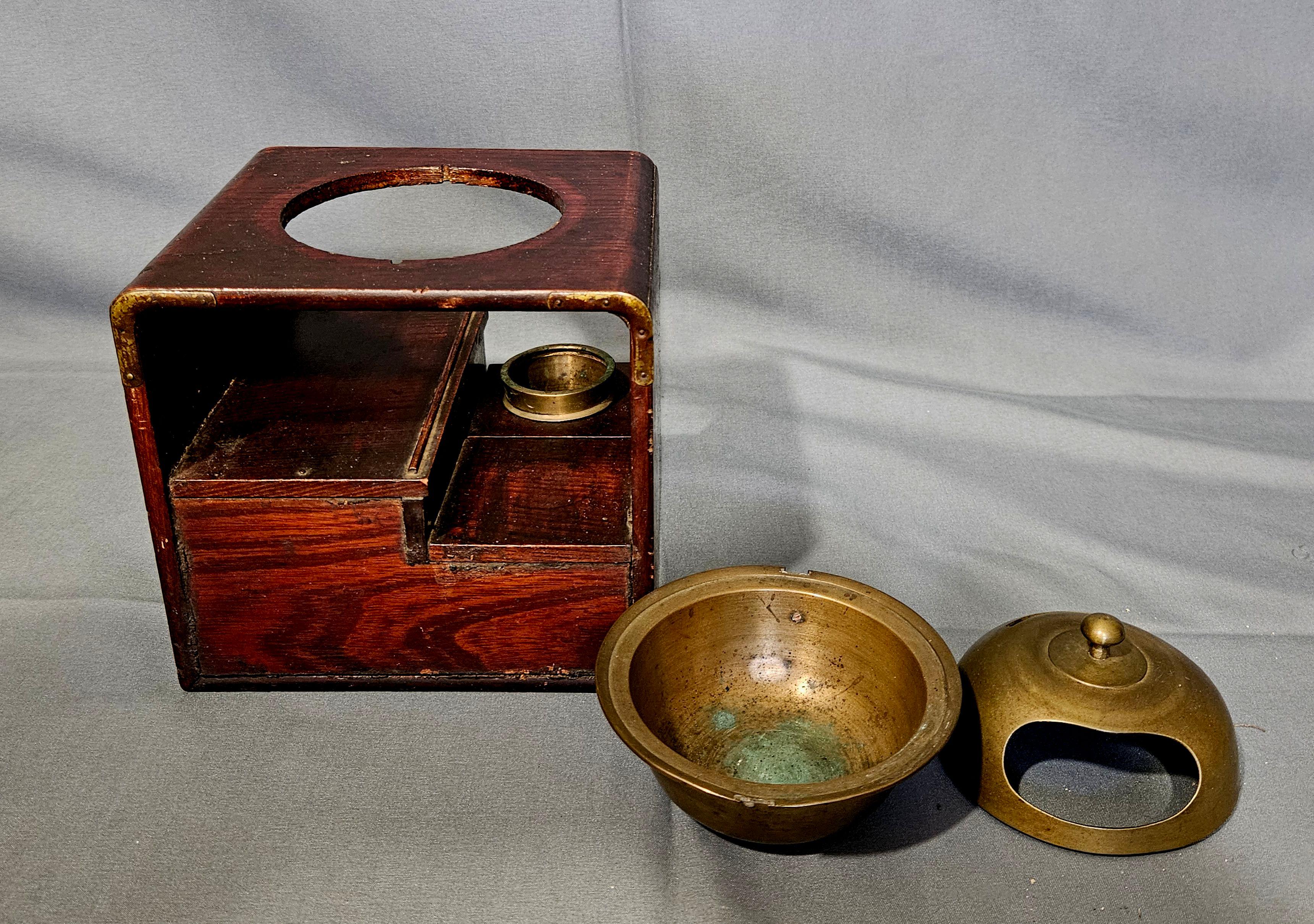 Antique Japanese Keyaki Elm Tabako-Bon, 19th C. For Sale 4