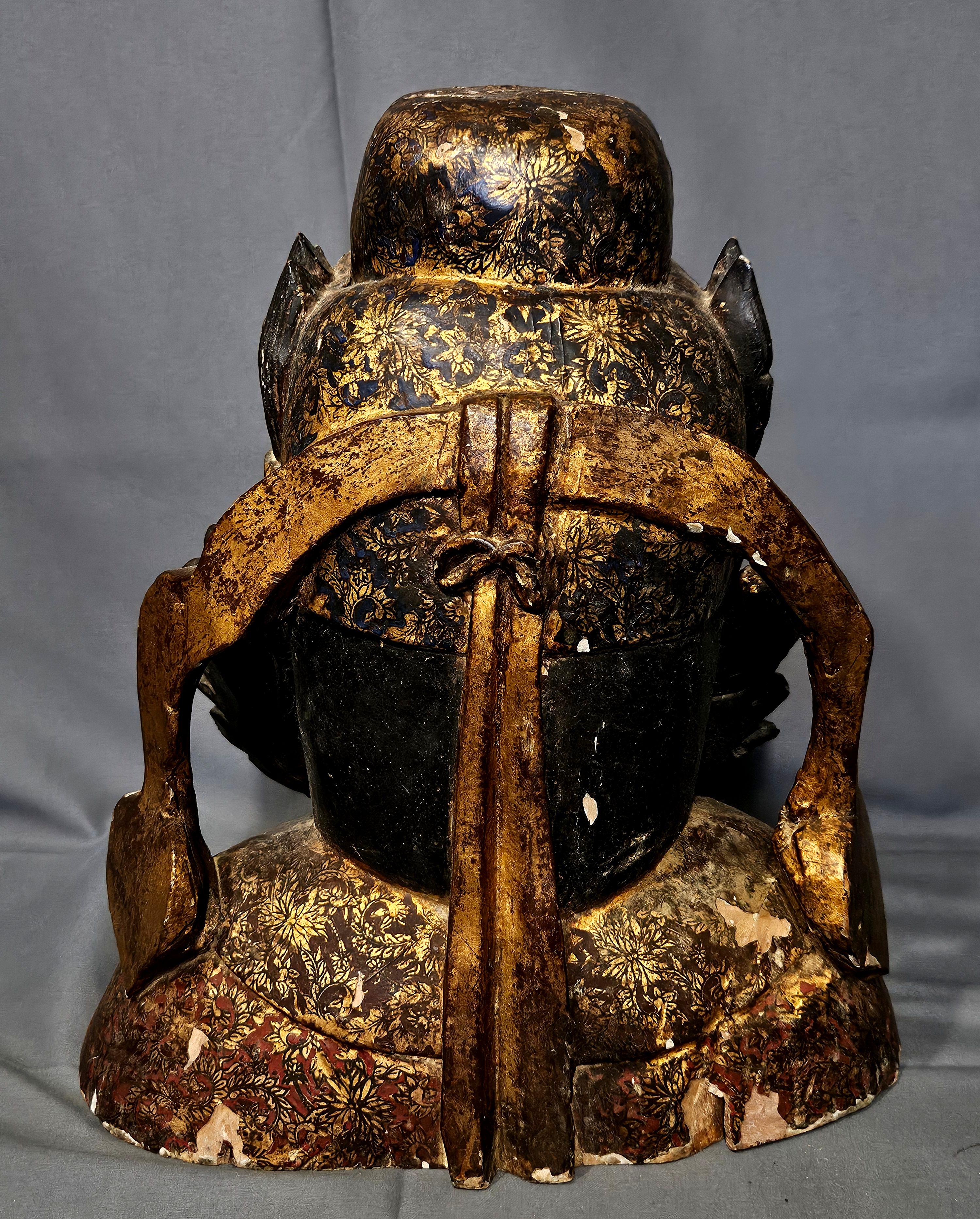 Bois Grande tête ancienne en bois sculpté 